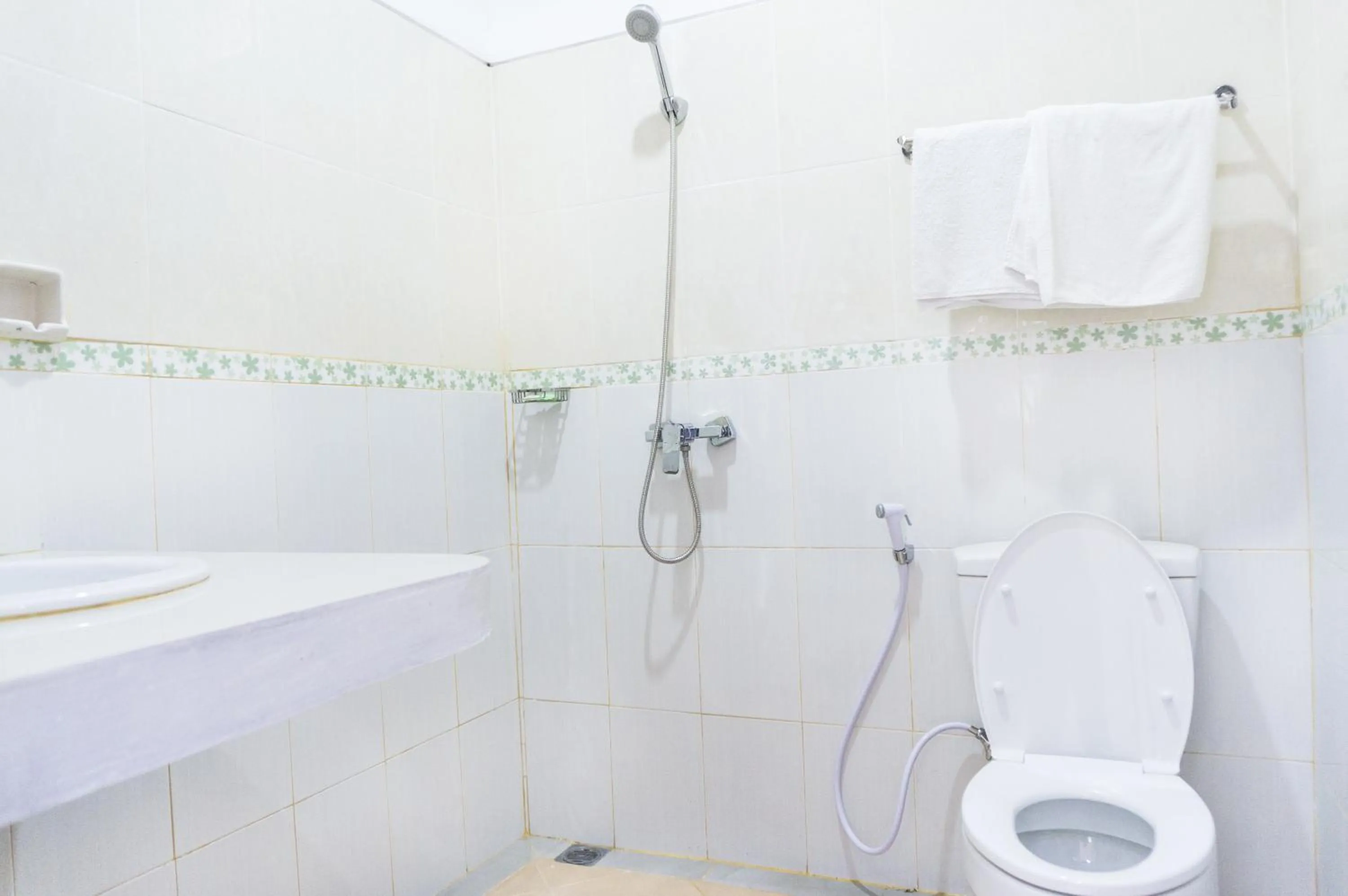 Bathroom in Nusa Indah Bungalow