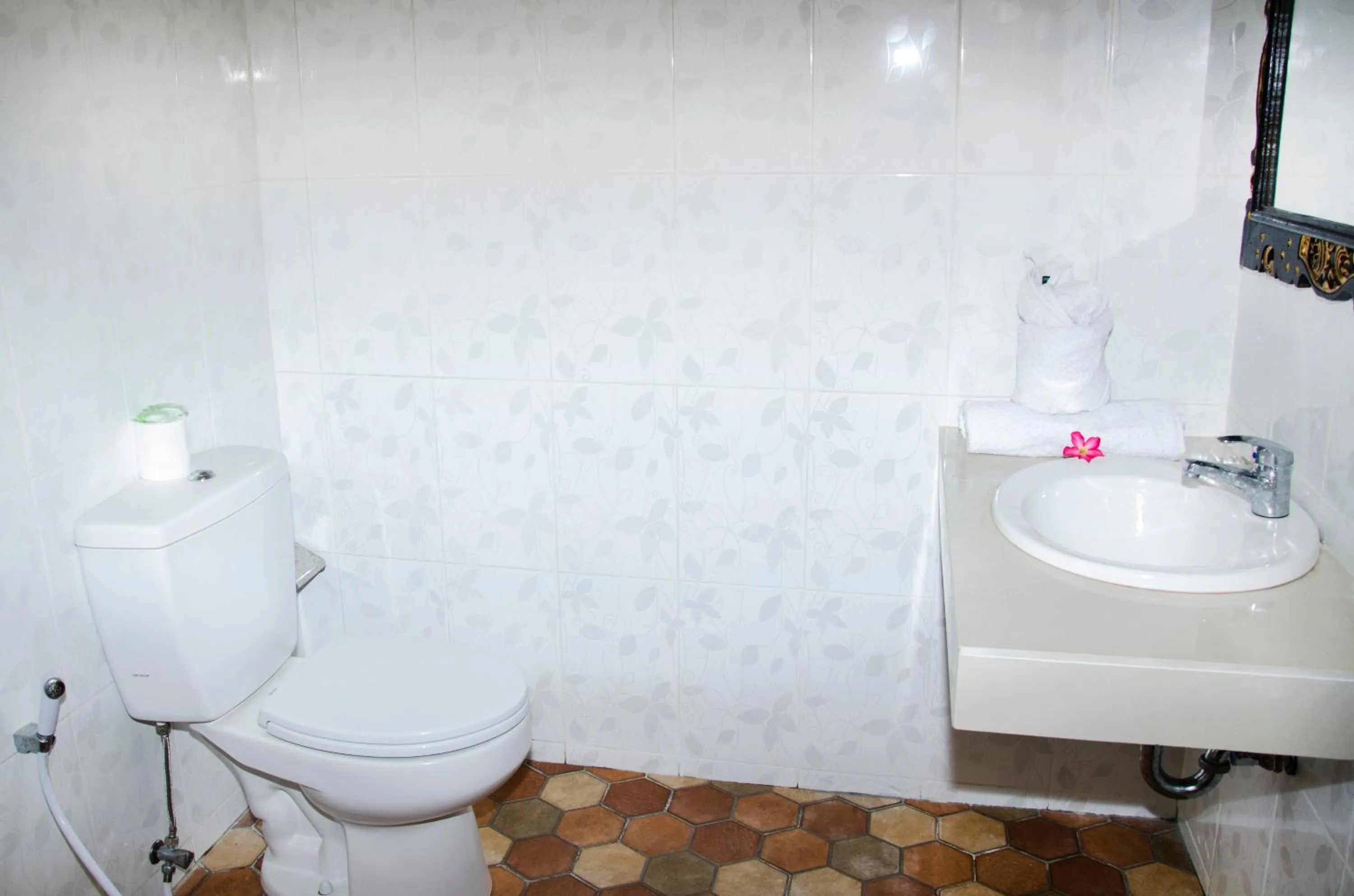 Bathroom in Nusa Indah Bungalow