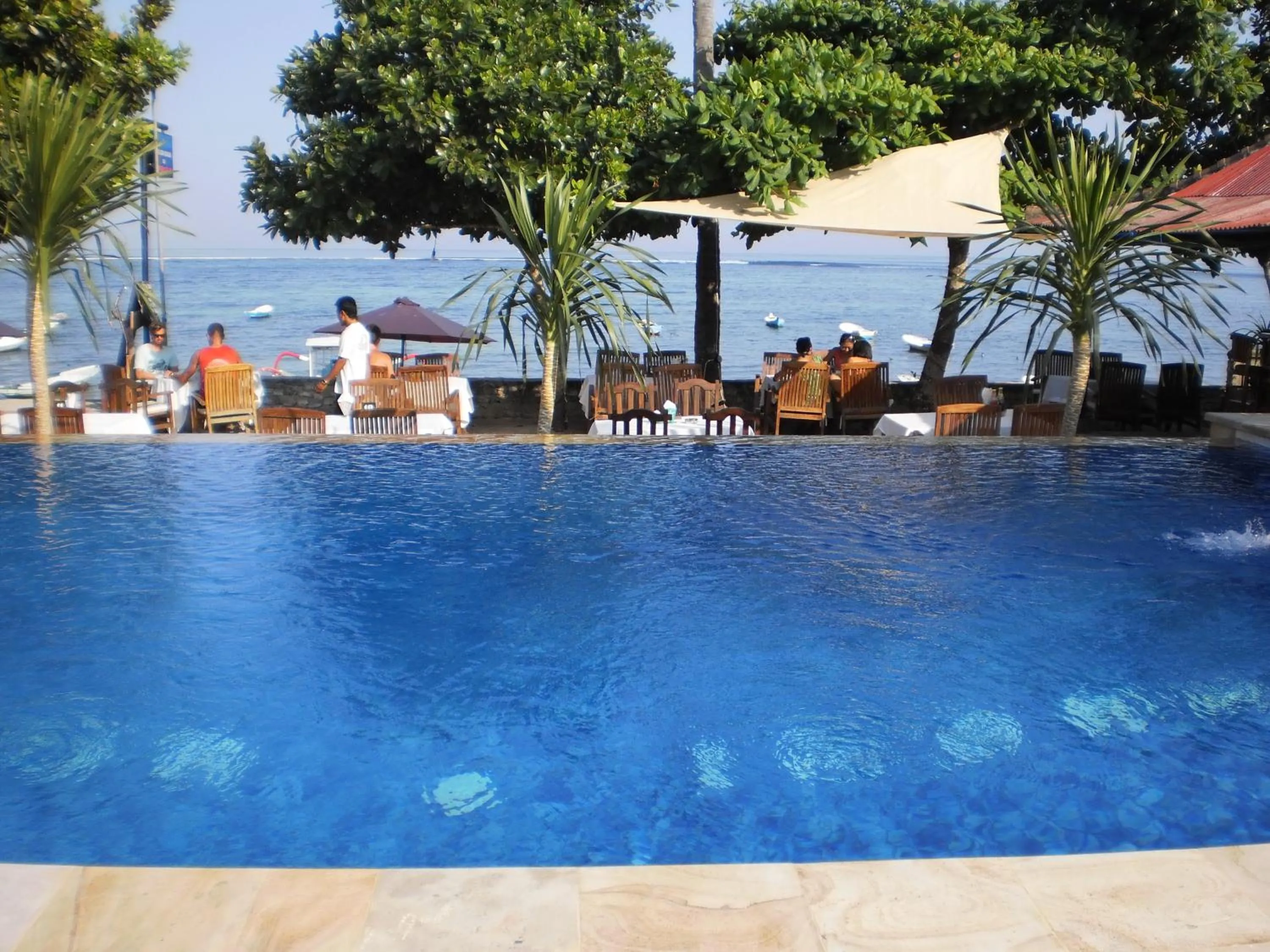 Swimming pool in Nusa Indah Bungalow