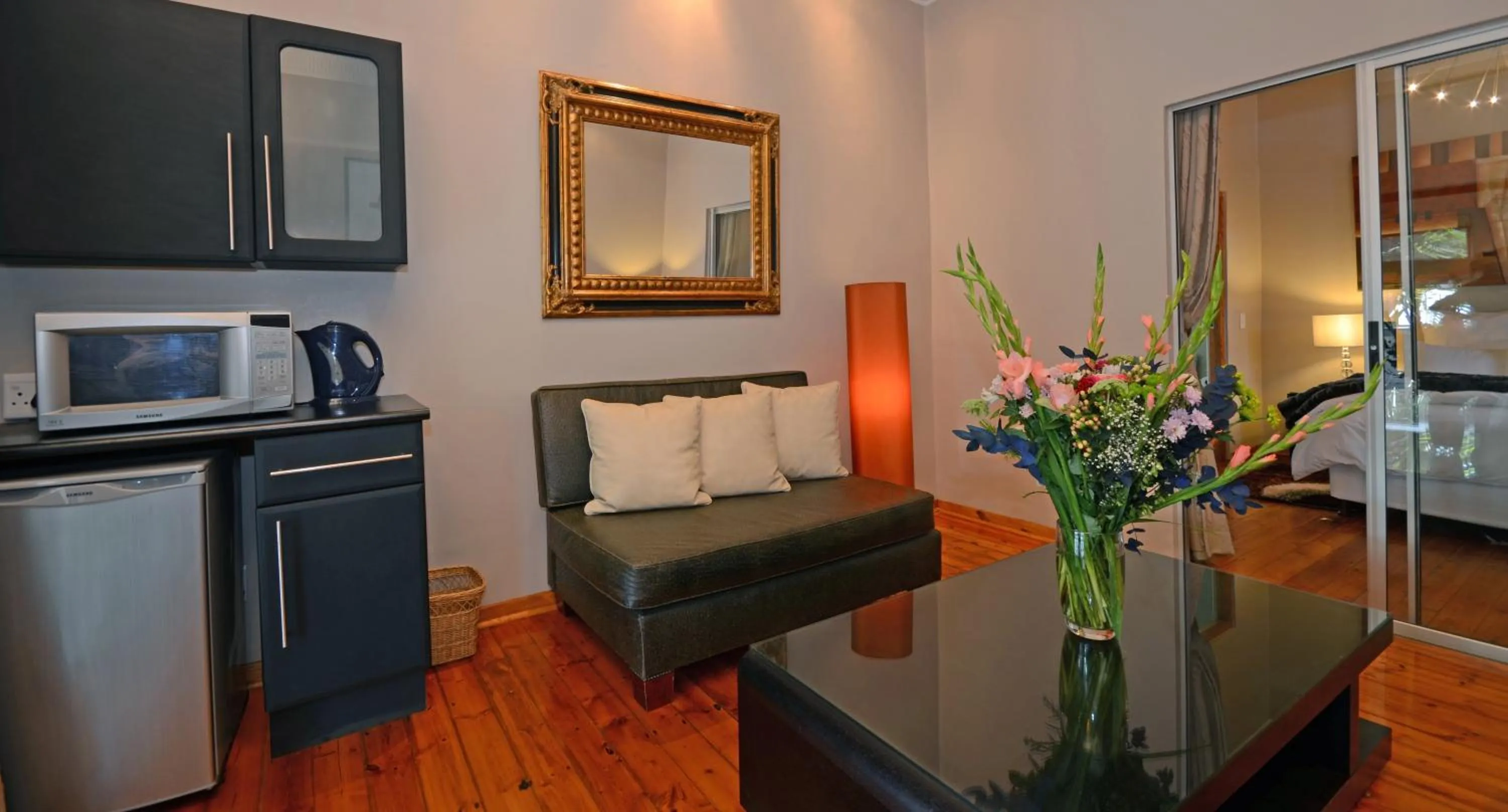 Kitchen or kitchenette in Saffron Guest House