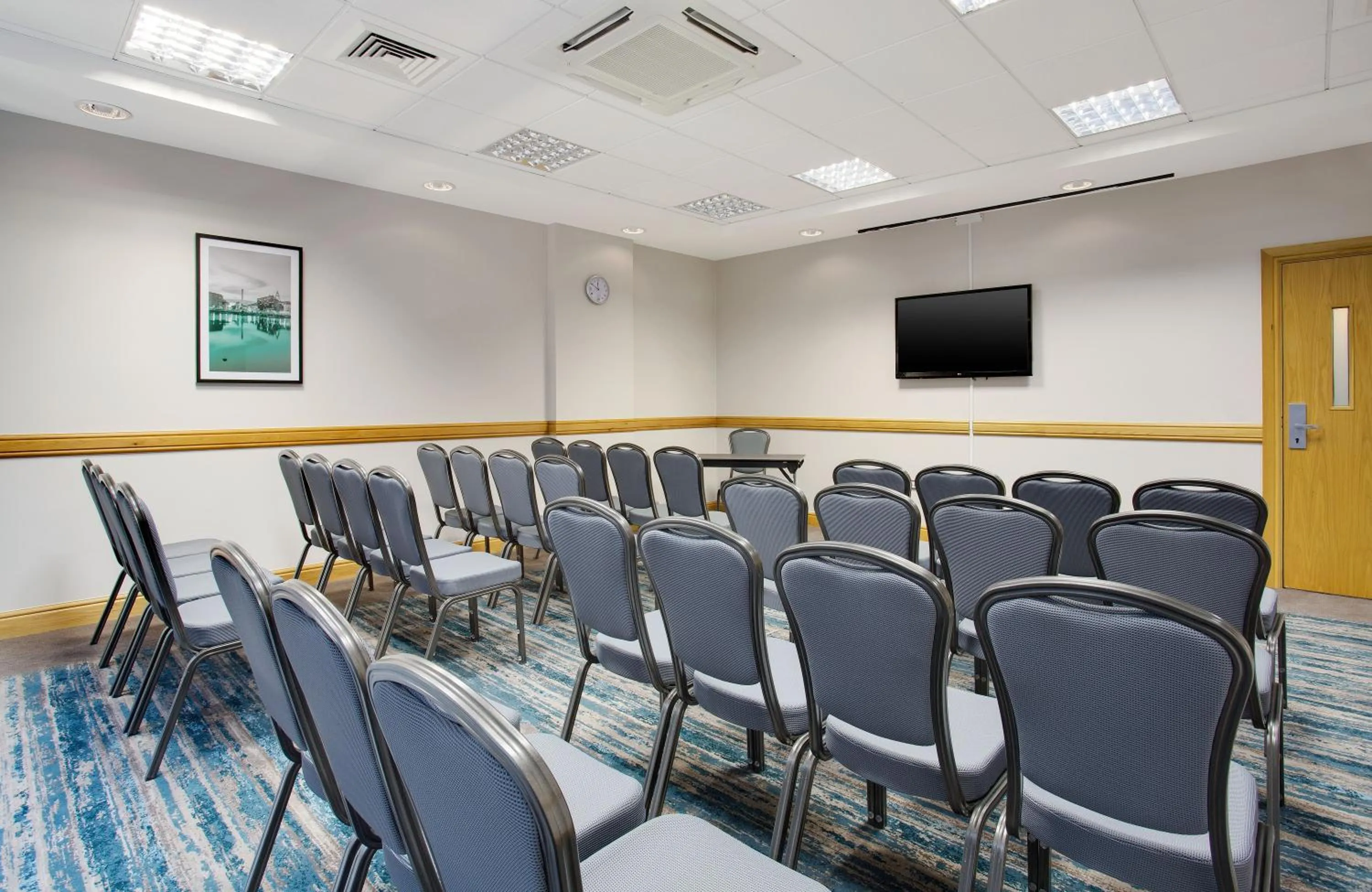 Meeting/conference room in Leonardo Hotel Liverpool