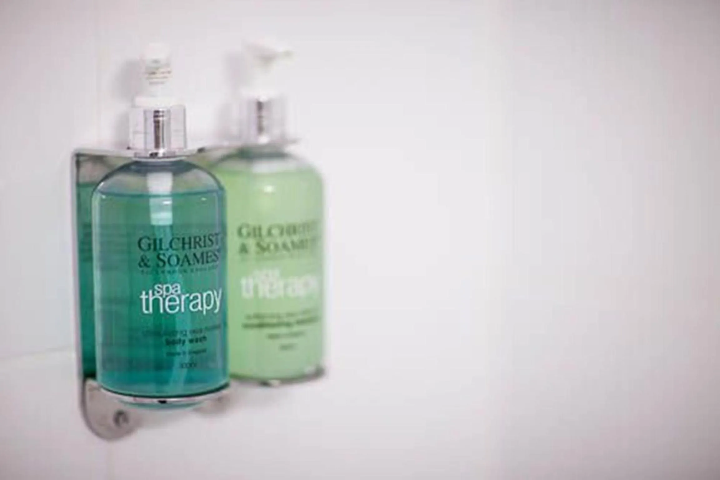 Bathroom in Leonardo Hotel Liverpool