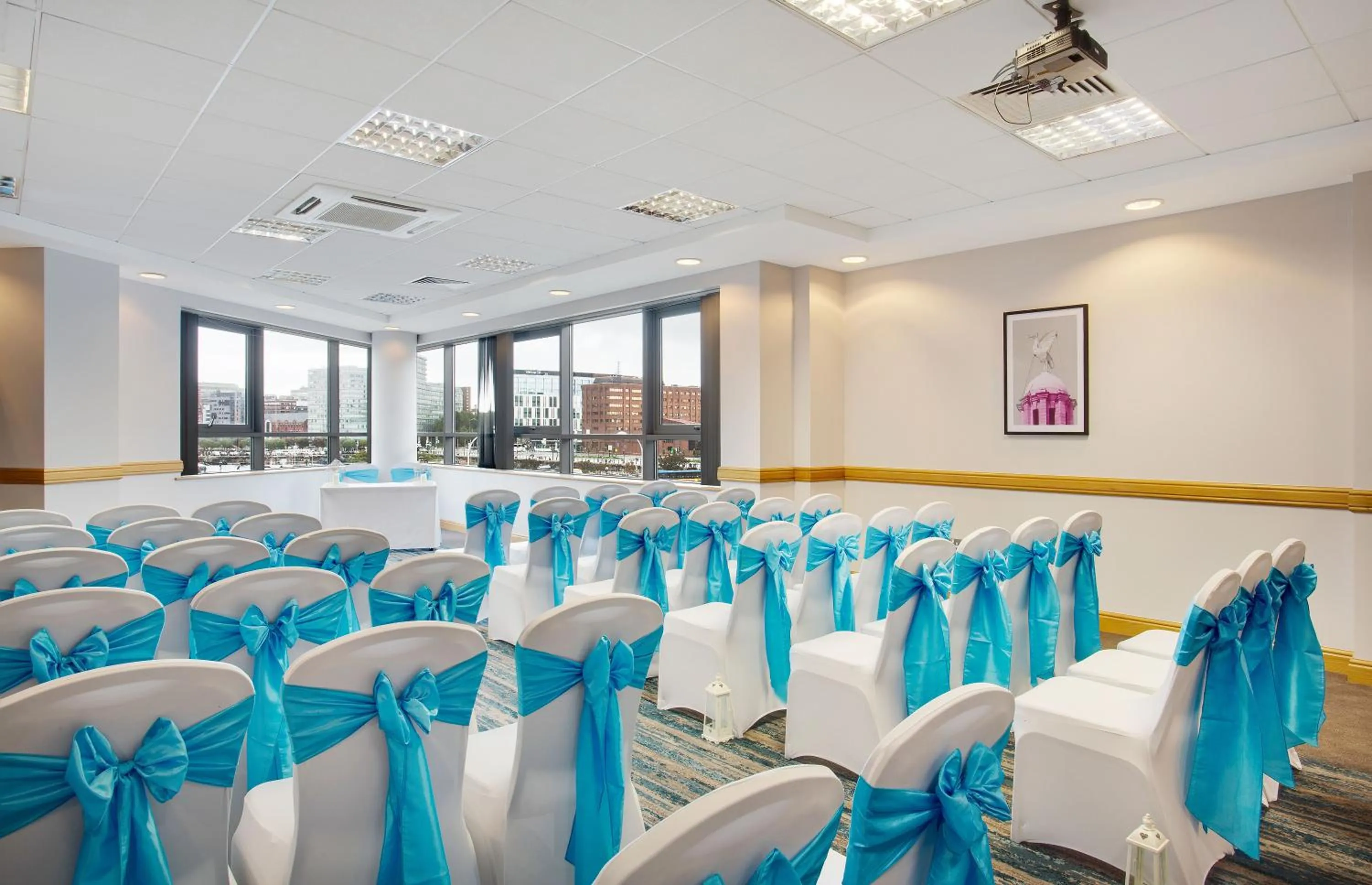 Meeting/conference room in Leonardo Hotel Liverpool