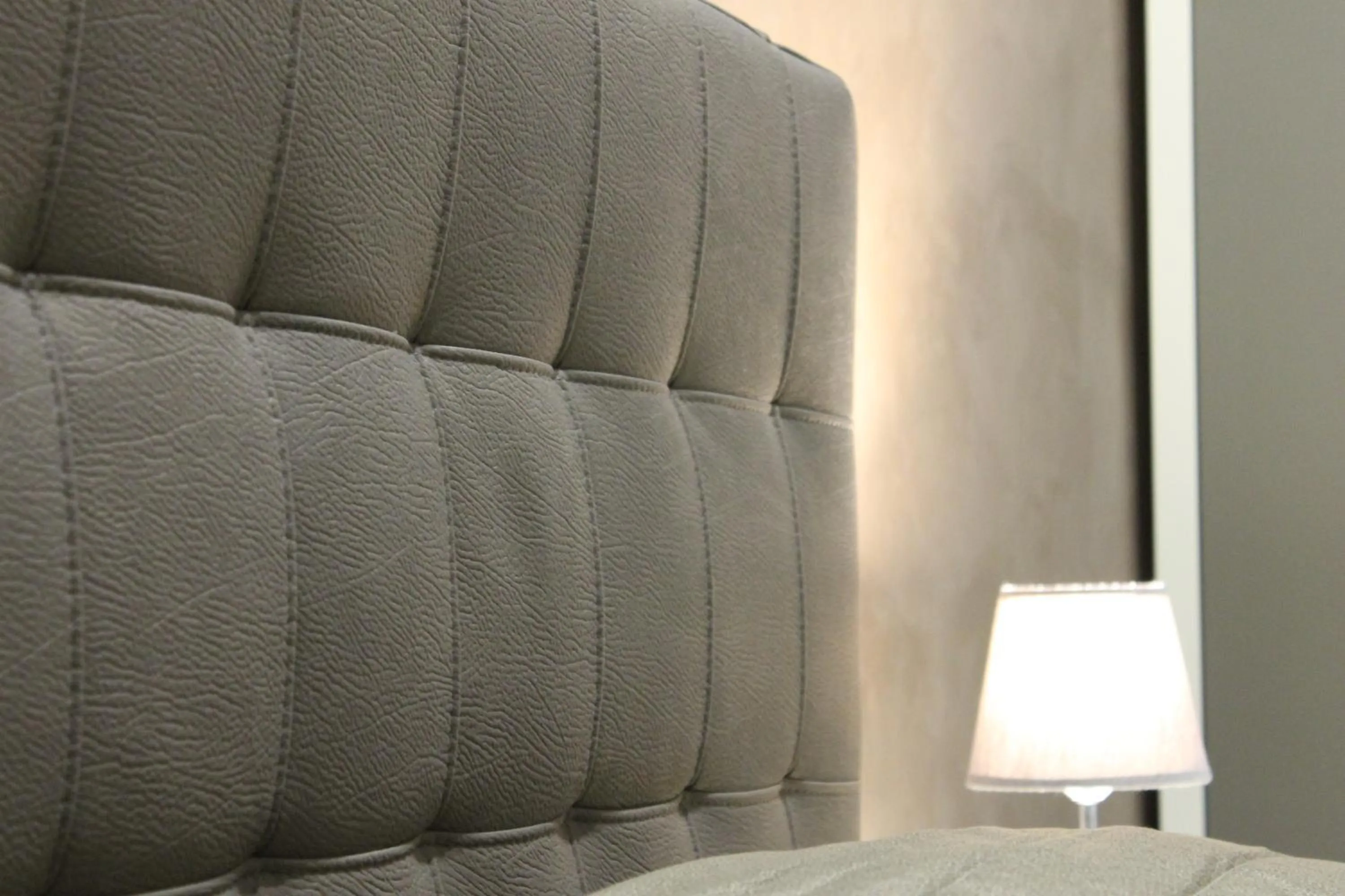 Bed in Madigans rooms bed&breakfast