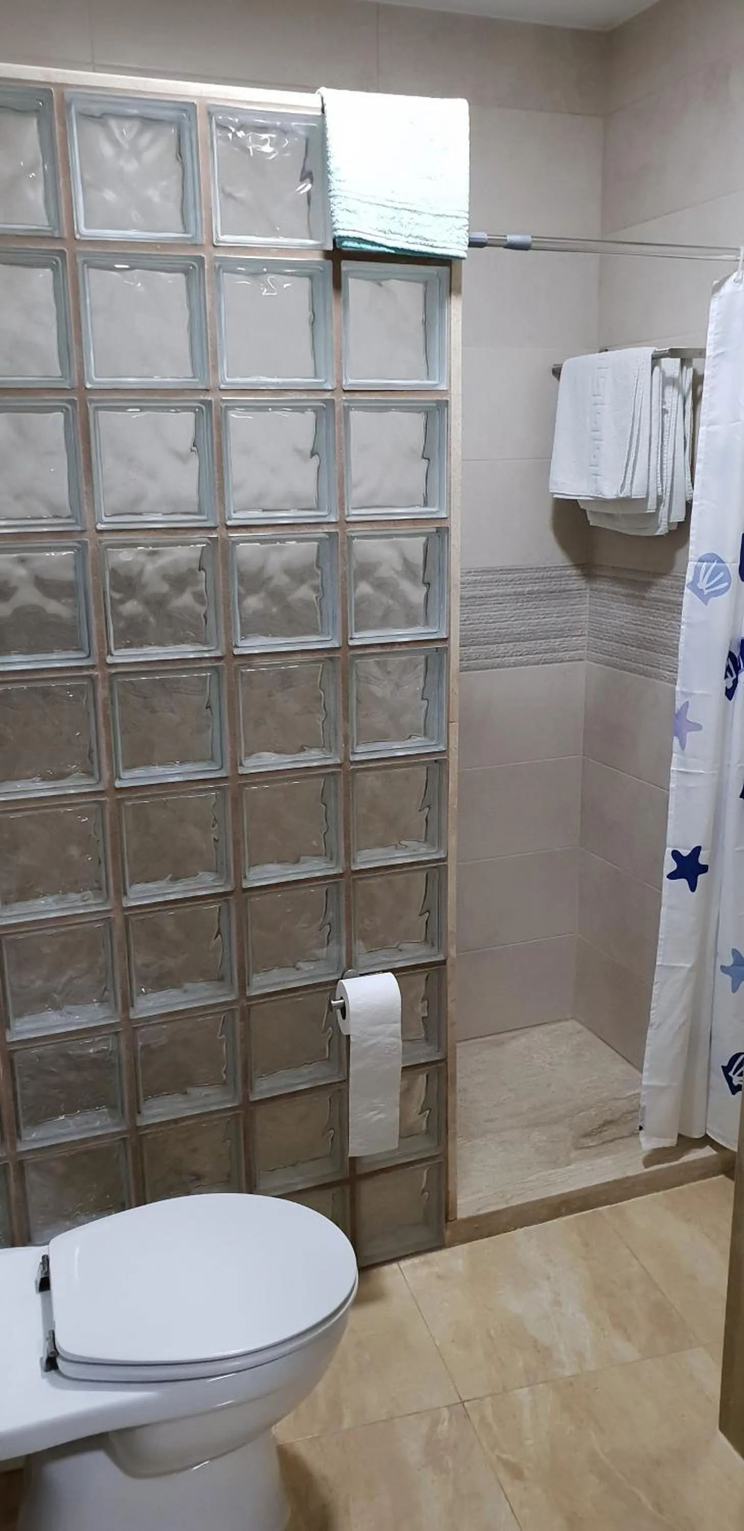 Bathroom in Hostal Málaga