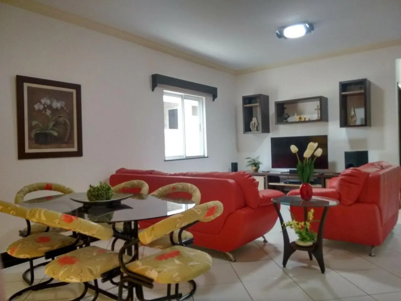 Communal lounge/ TV room in Apartamento Luxo Cabo Frio