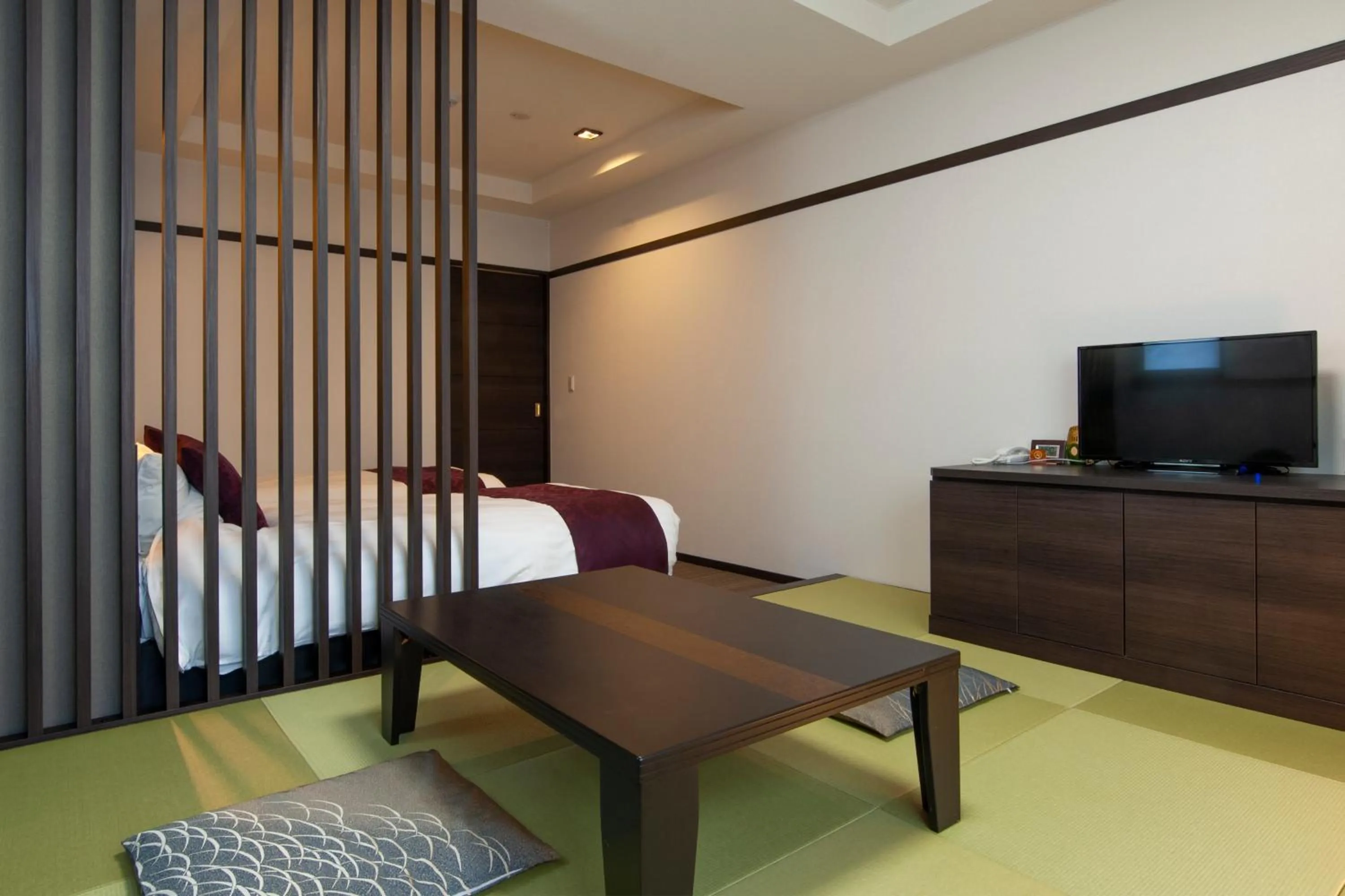 Communal lounge/ TV room in Oyado Yukizumi