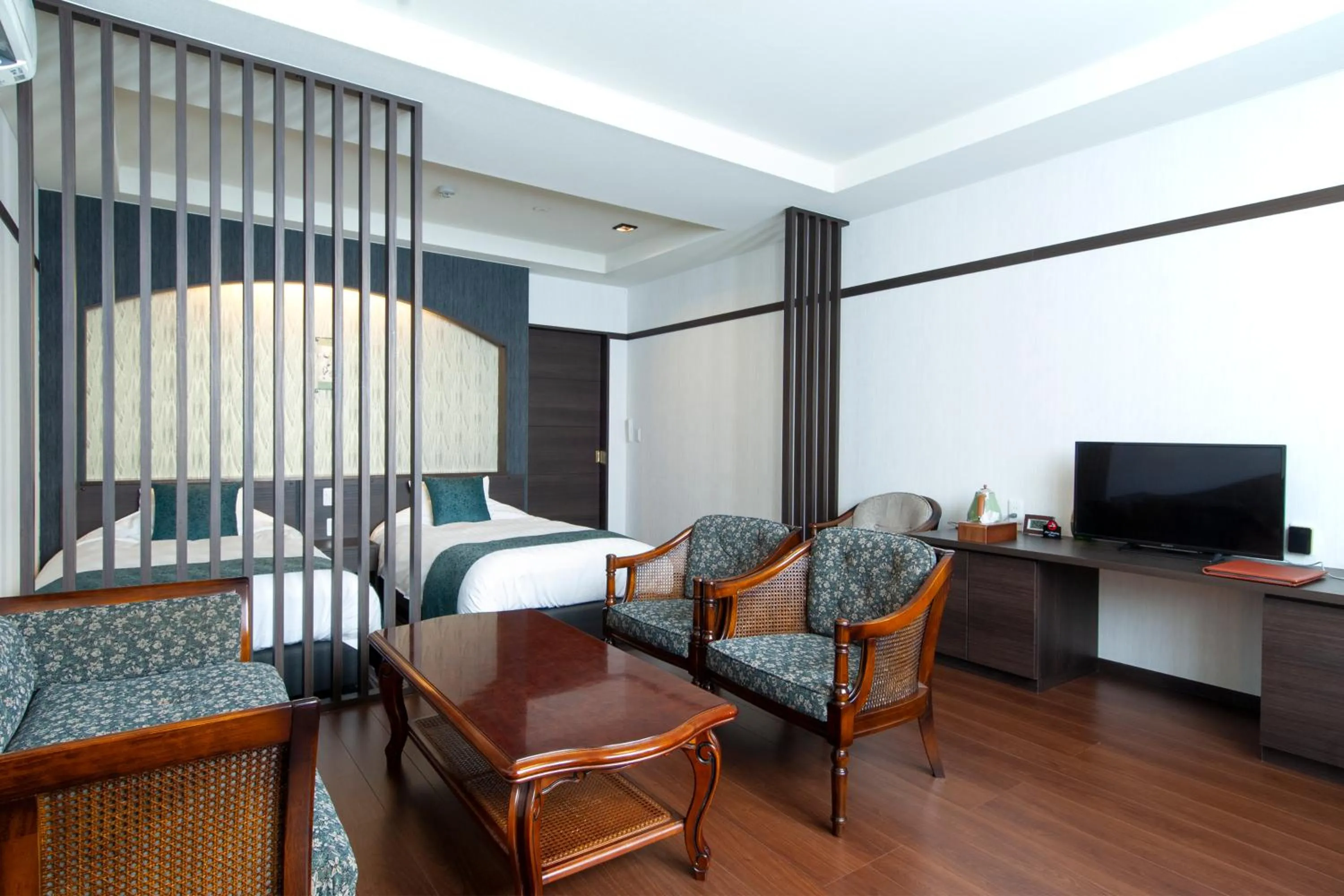 Communal lounge/ TV room in Oyado Yukizumi