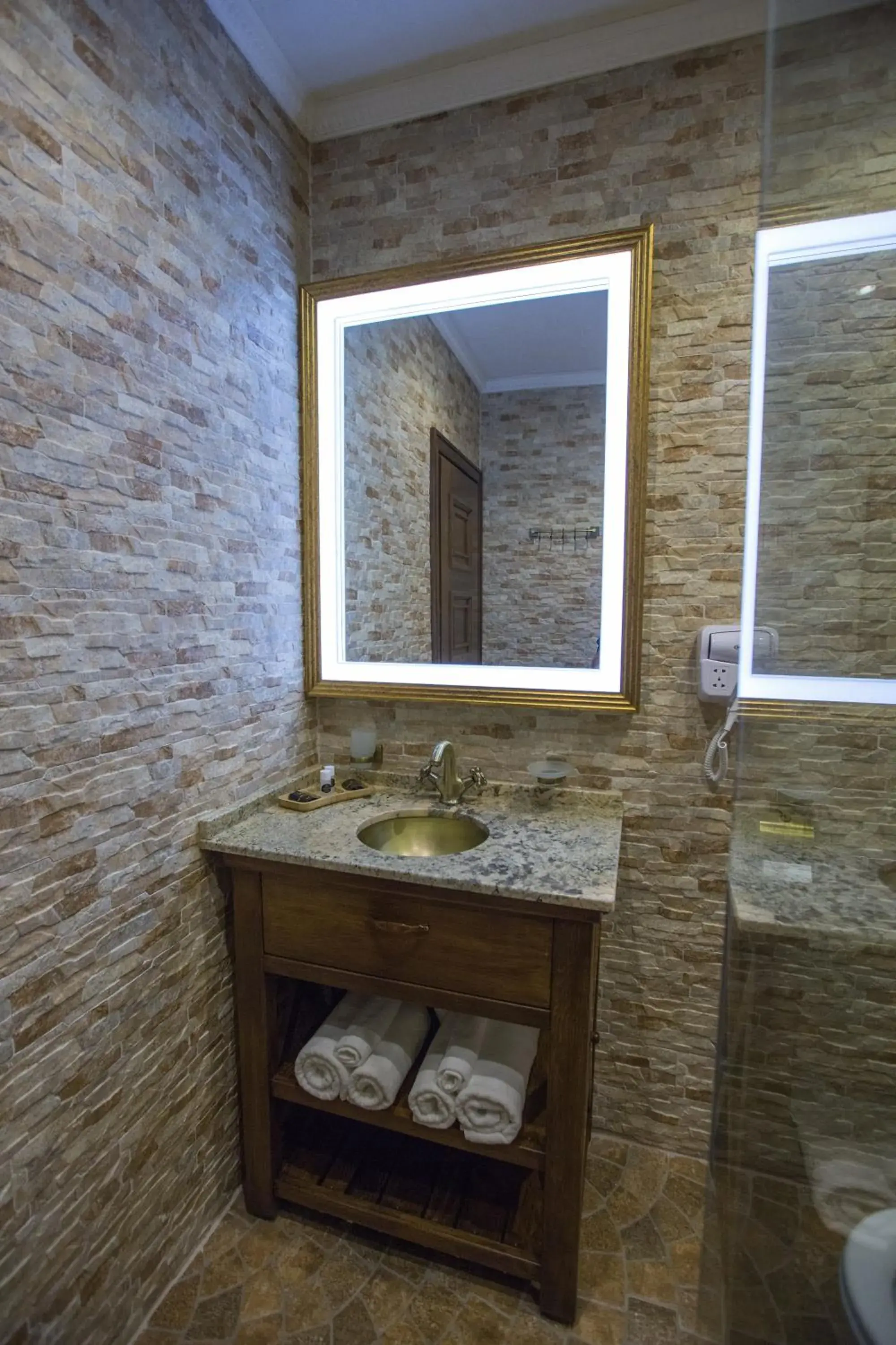Deluxe Double Room with Balcony in Robevski luxury rooms Deluxe Double Room with Balcony in Robevski luxury rooms