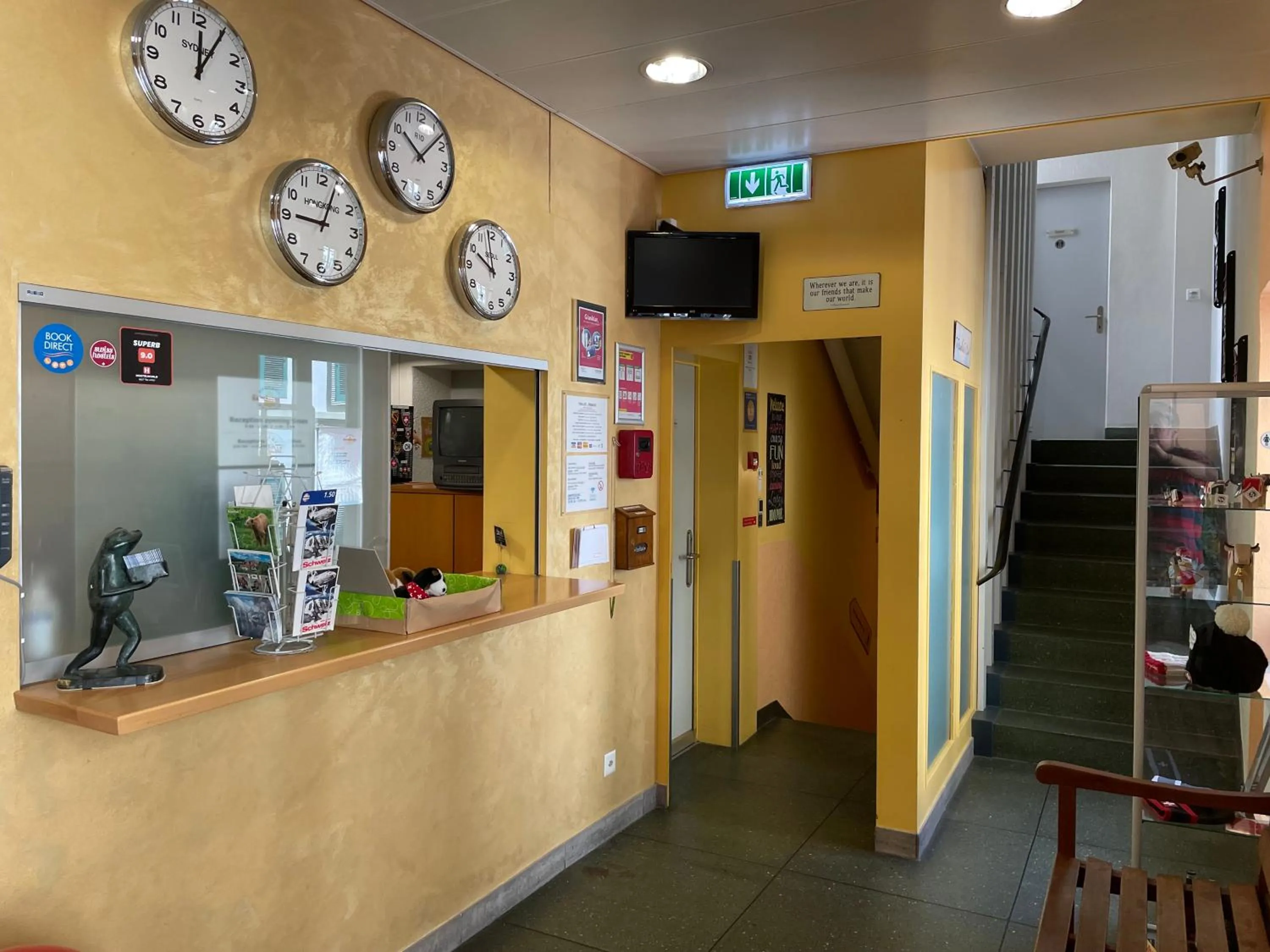 Lobby or reception in Bern Backpackers Hotel Glocke