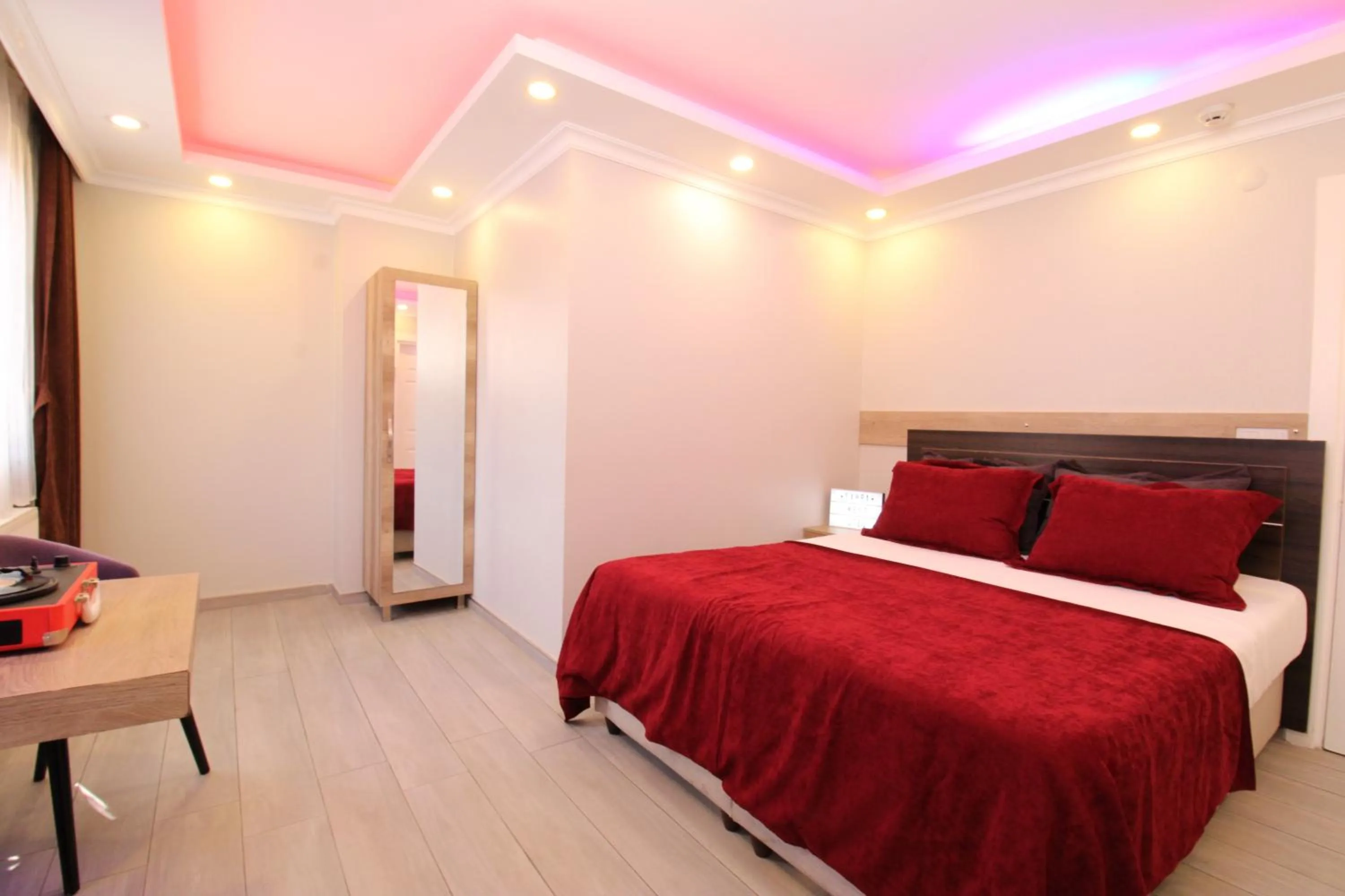 Bed in Sahrakent Otel Ataşehir