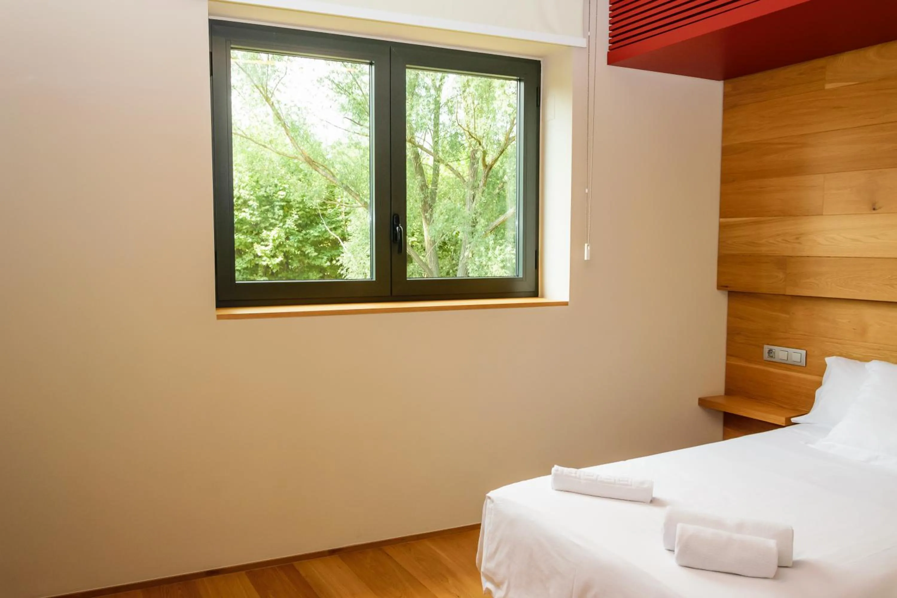 Bedroom, Bed in Hotel Estació