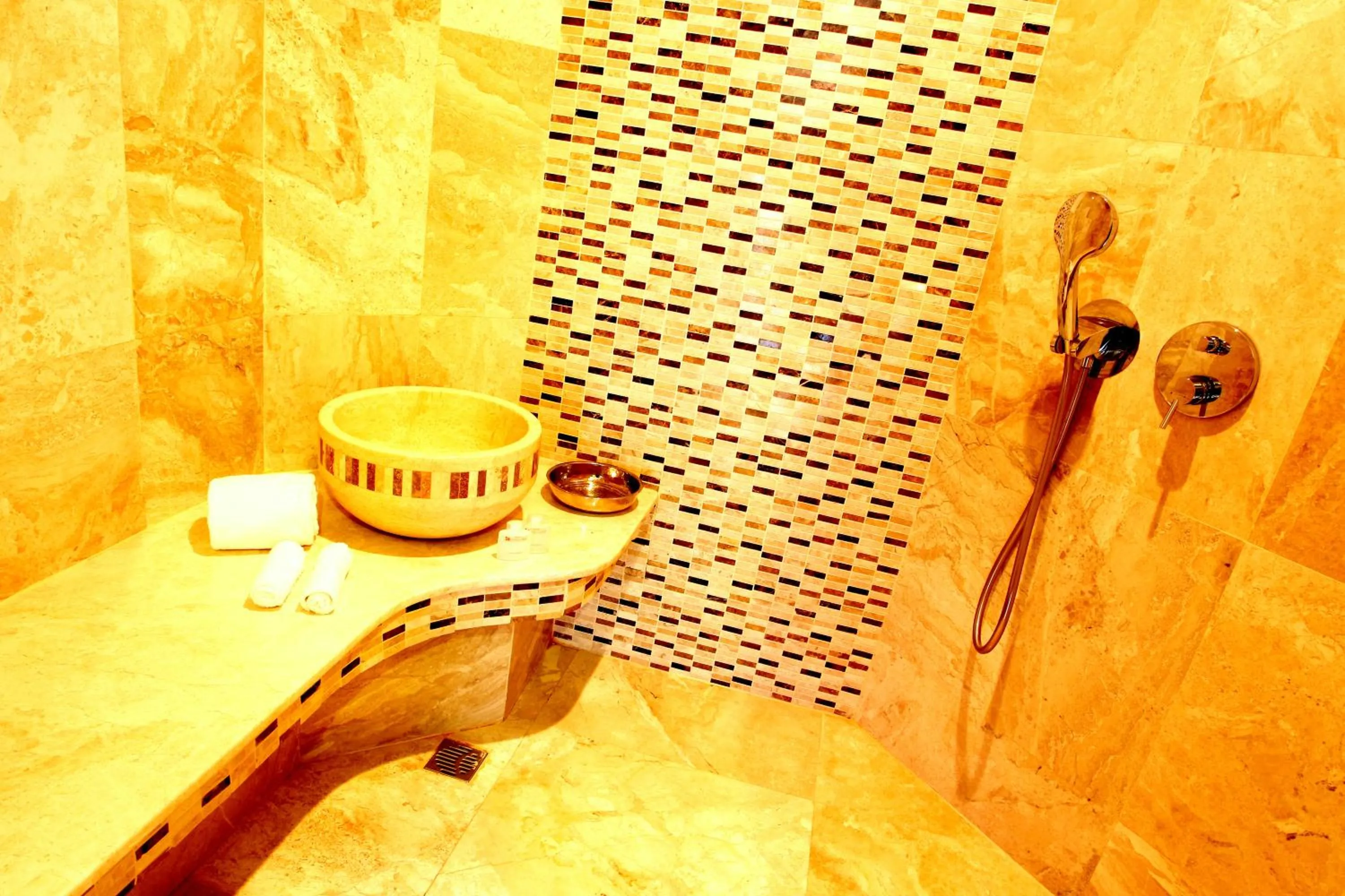 Bathroom in Orucoglu Oreko Hotel