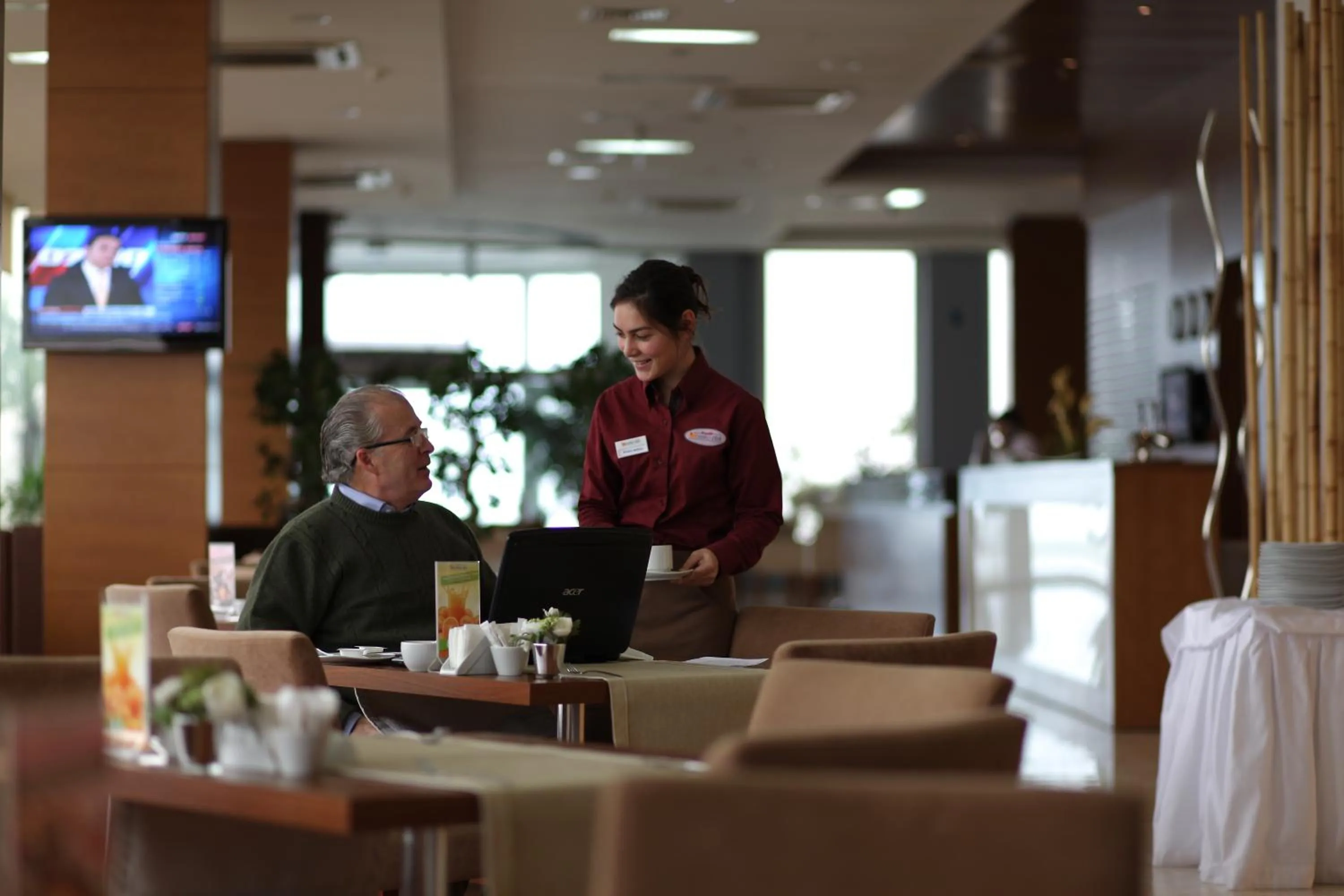 Restaurant/places to eat in Orucoglu Oreko Hotel