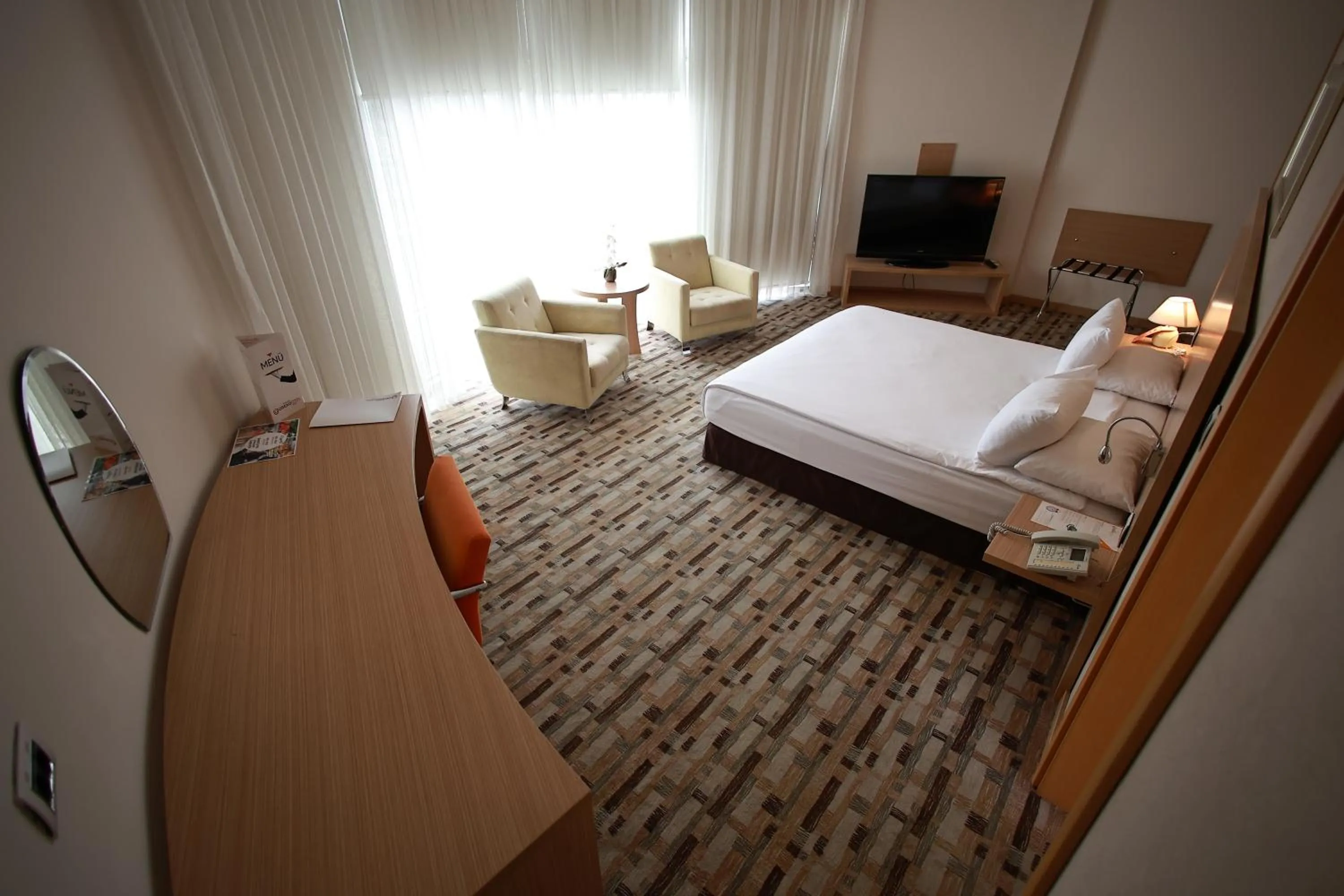 Seating area, Bed in Orucoglu Oreko Hotel
