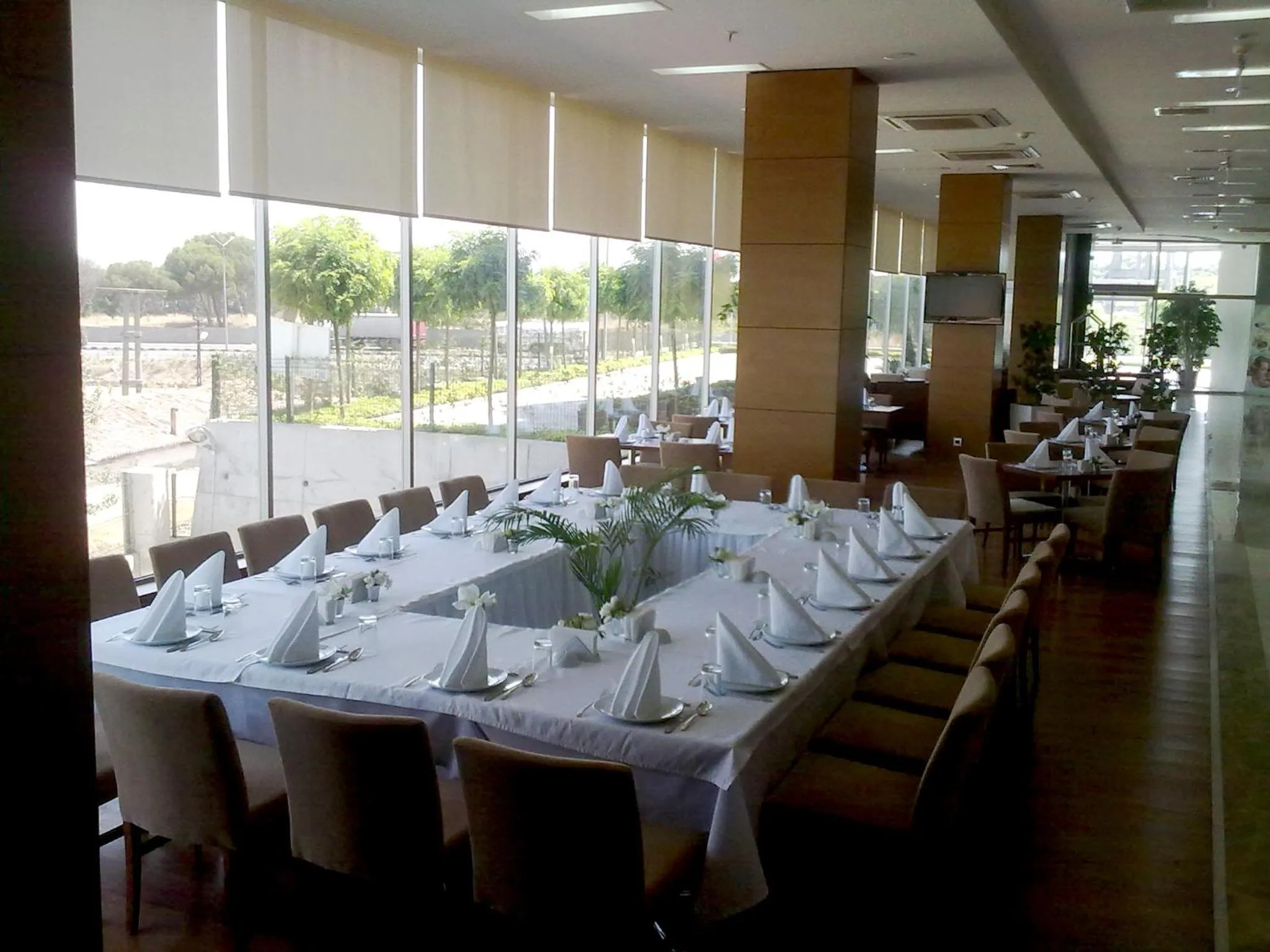 Restaurant/places to eat in Orucoglu Oreko Hotel