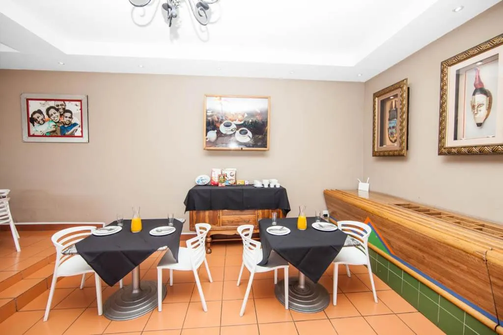 Continental breakfast in Vetho 1 Apartments OR Tambo Airport
