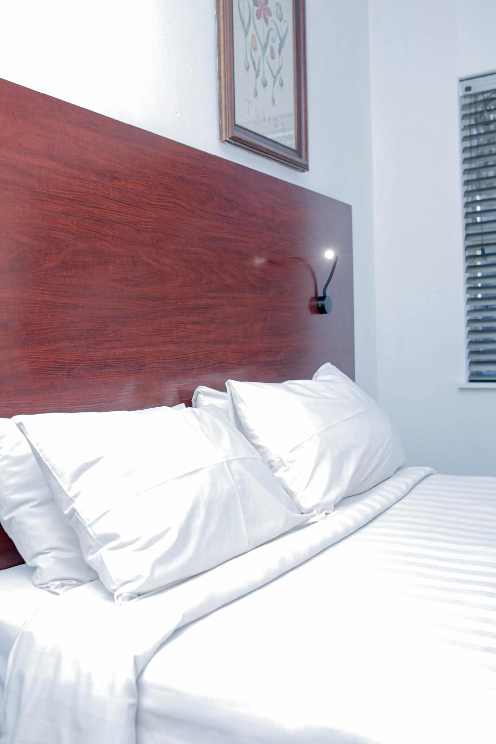 Bed in Vetho 1 Apartments OR Tambo Airport