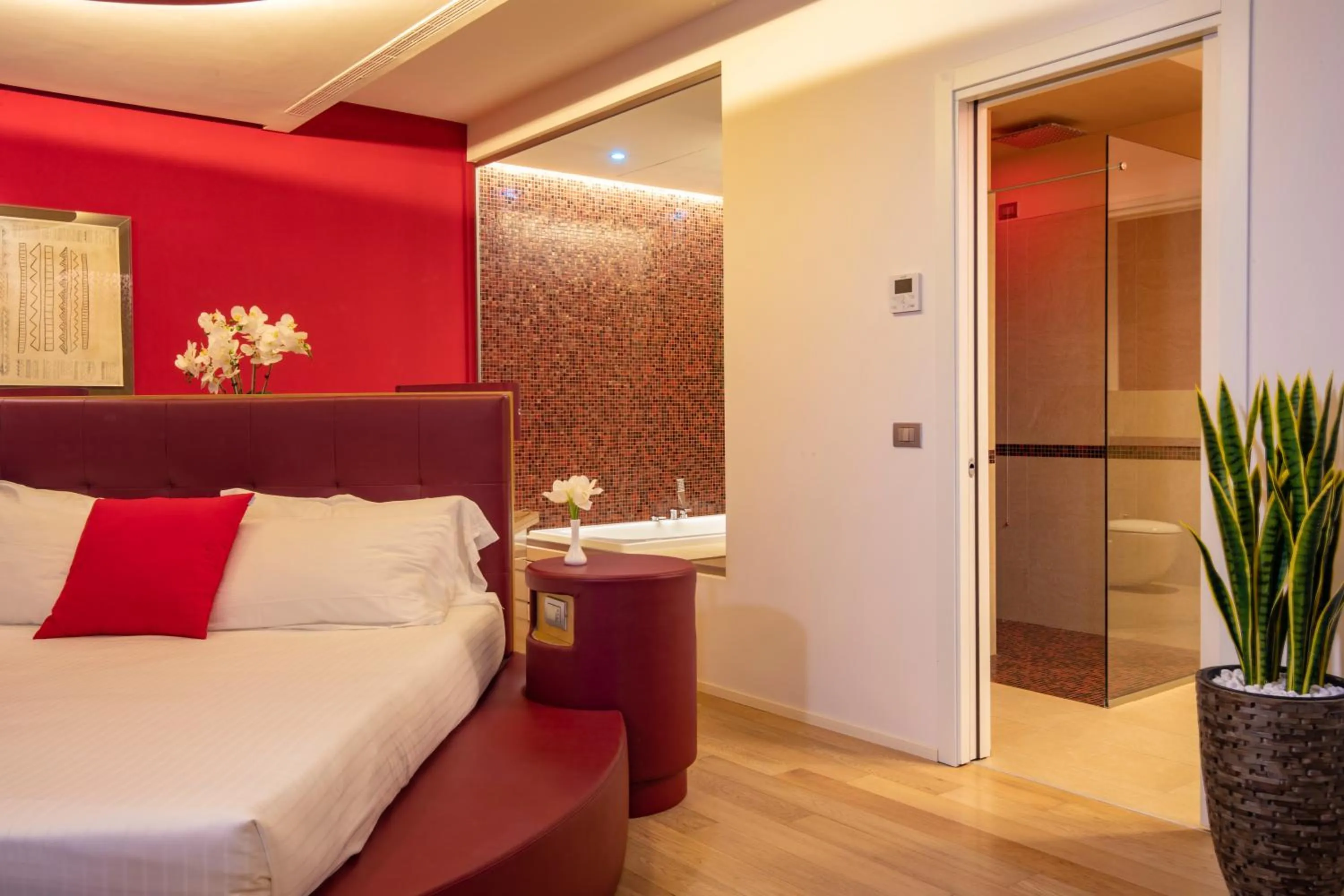 Photo of the whole room, Bed in Hotel Glamour