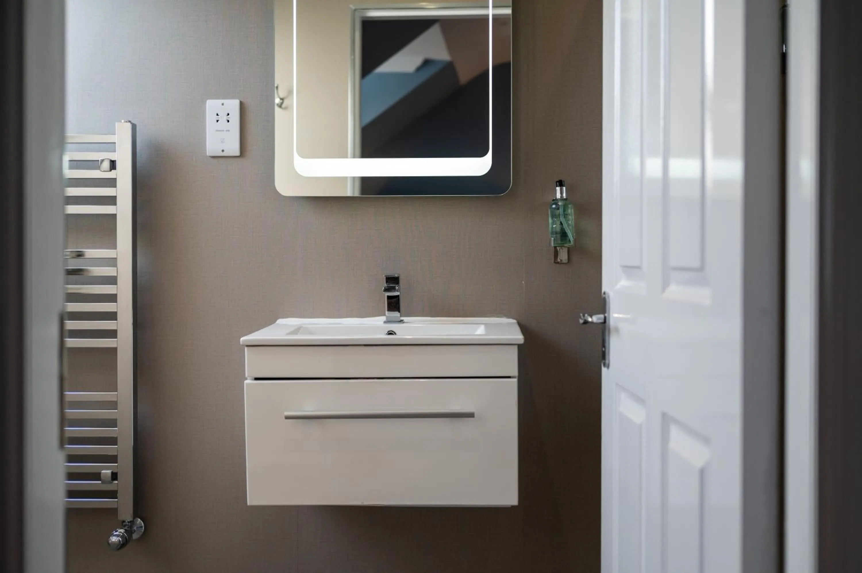 Toilet in No. 53 Frederick Street