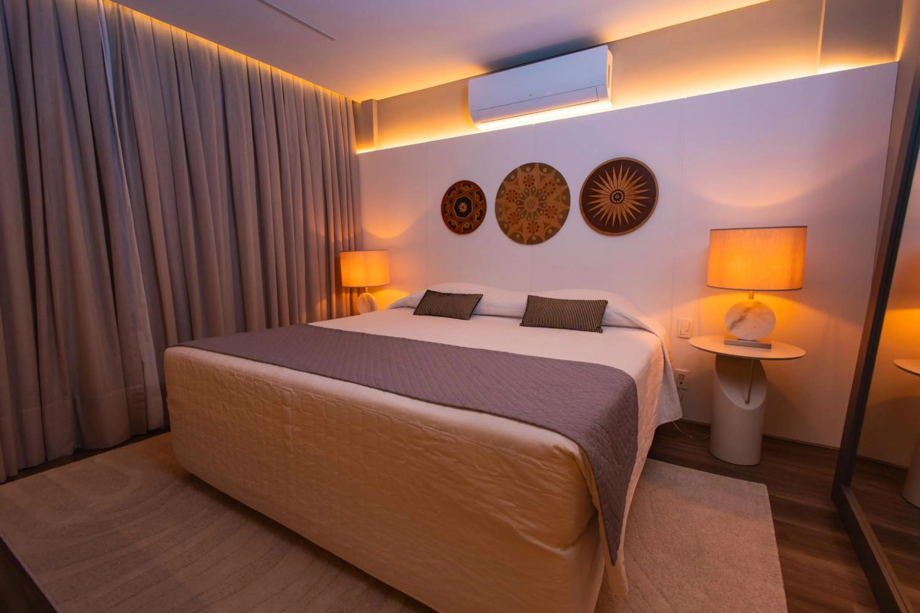 Bed in Hotel Le Canard Lages