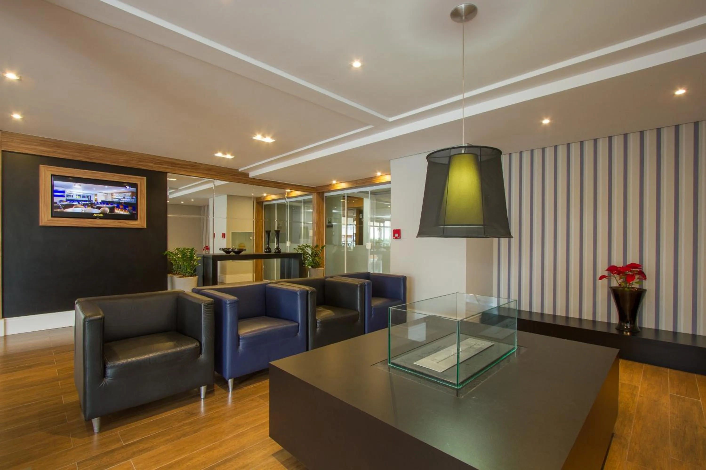 Lobby or reception in Hotel Le Canard Lages