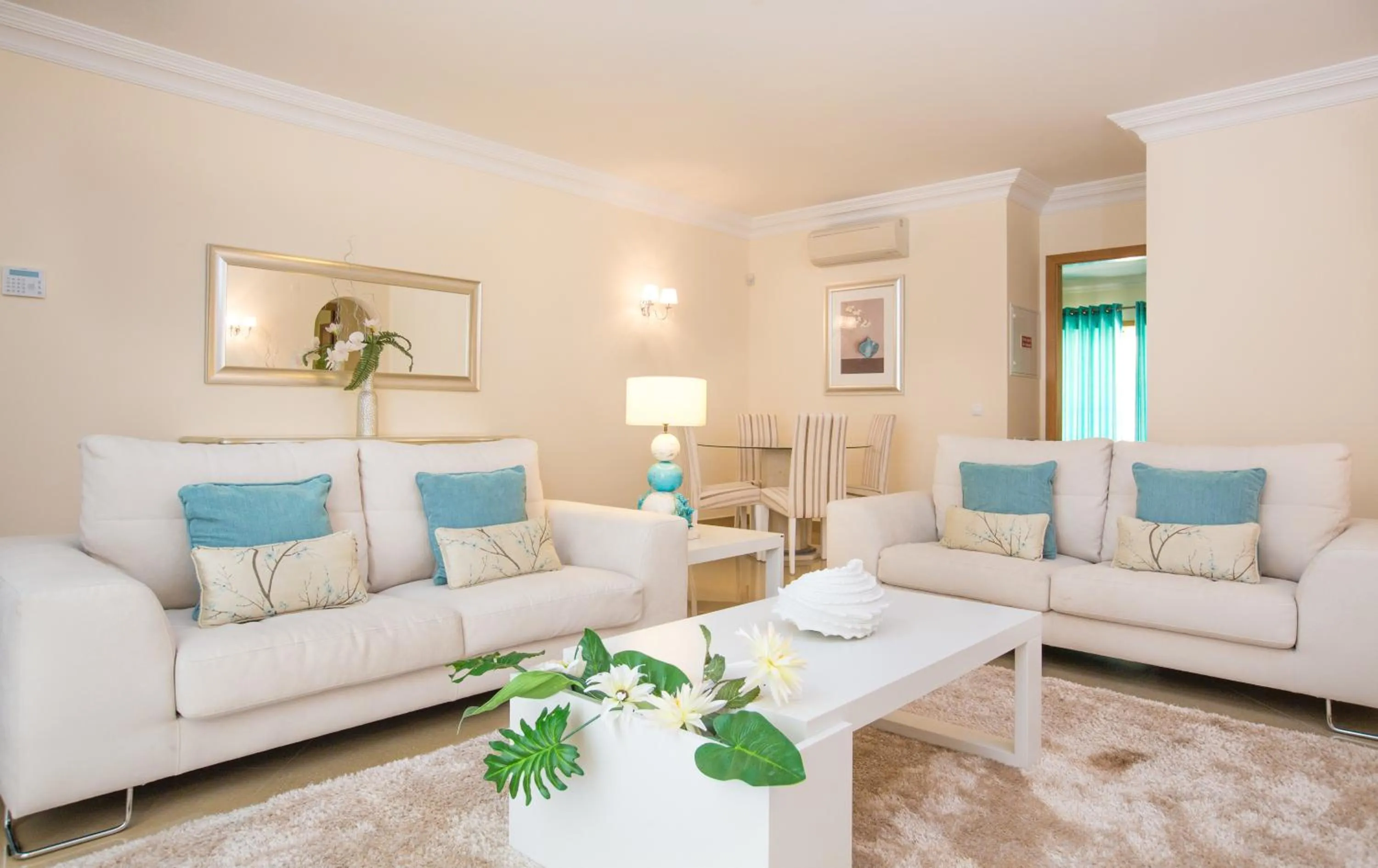 Day in Lakeside Country Club - Apartamentos Turísticos