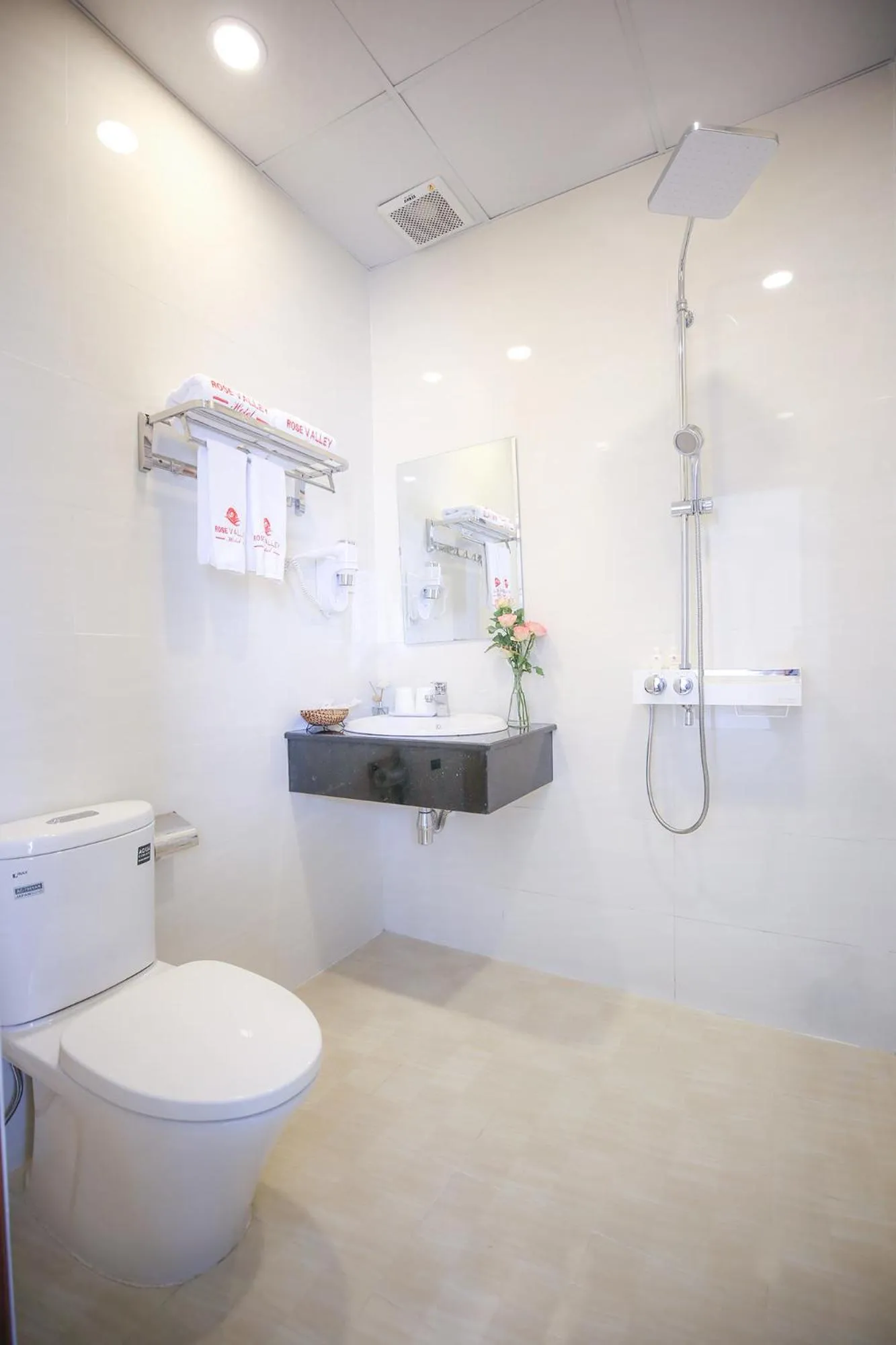 Shower in Rose Valley Hotel Da Lat Vietnam