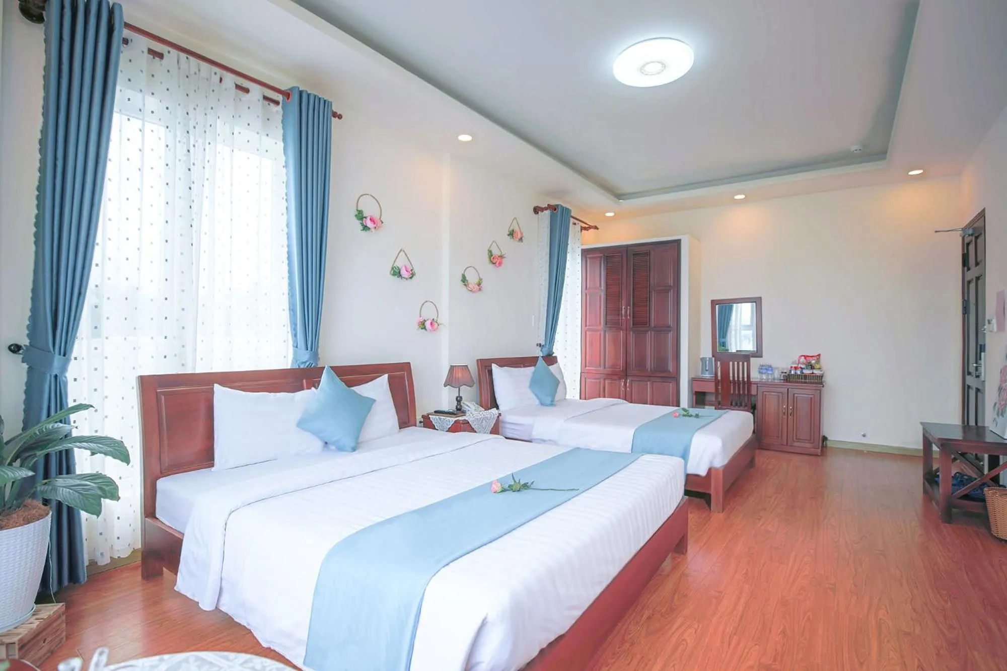 Bed in Rose Valley Hotel Da Lat Vietnam