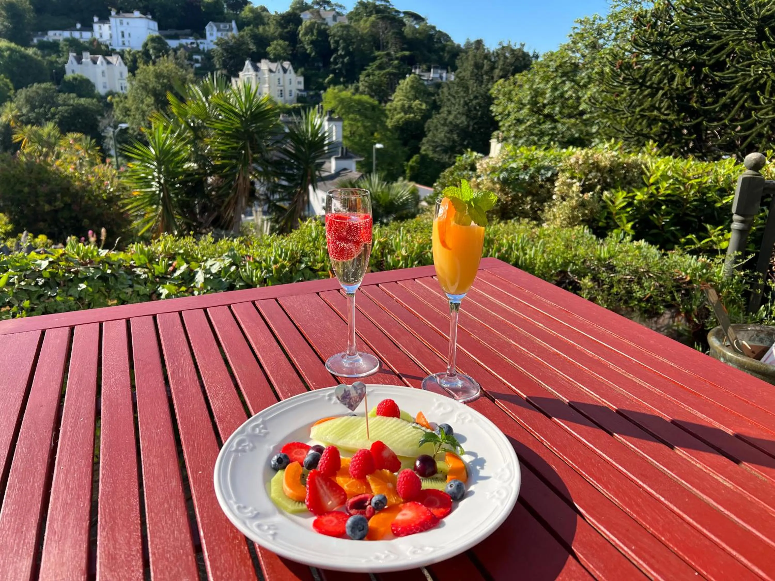 Breakfast in The Robin Hill