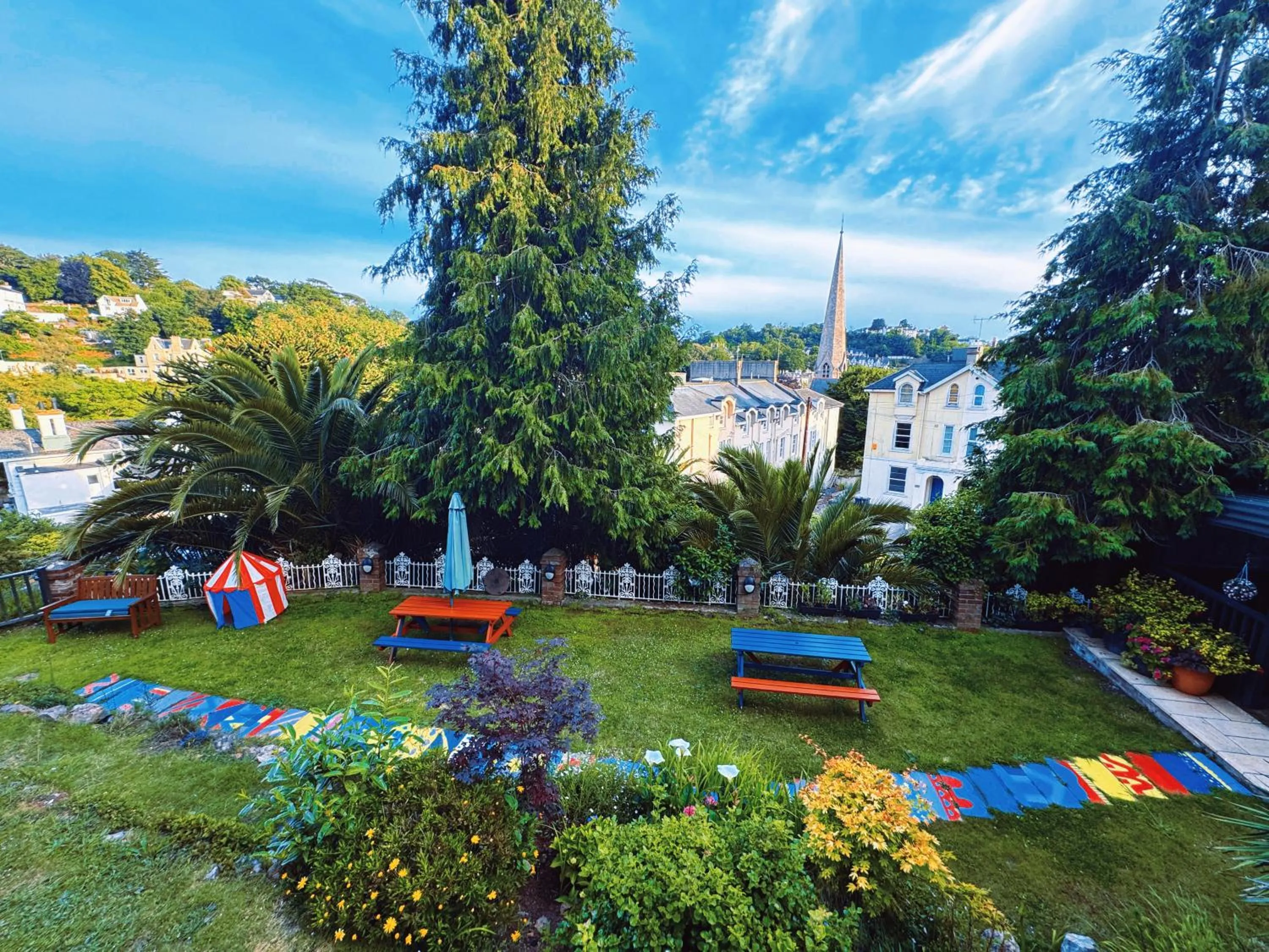 Garden in The Robin Hill