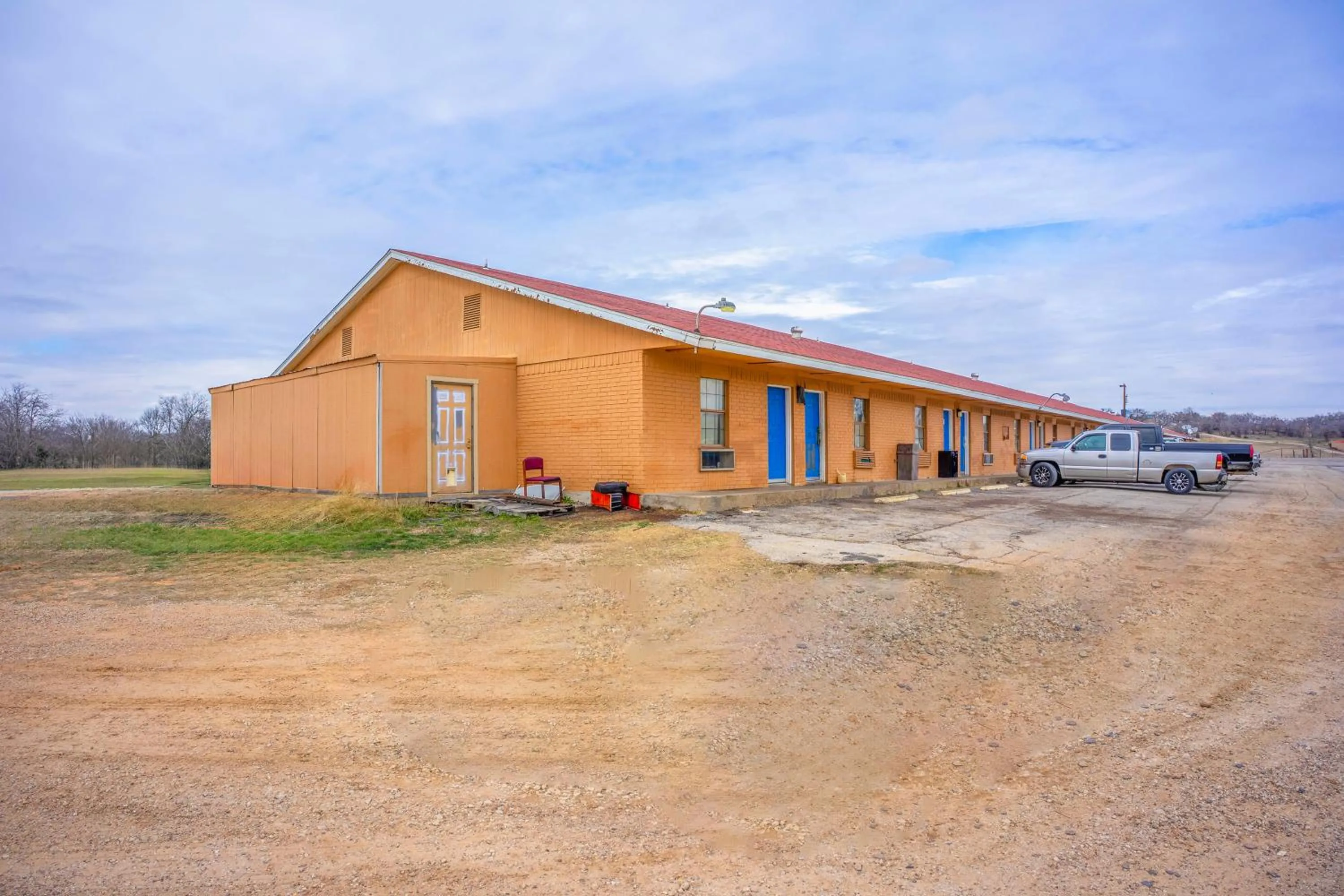 Parking in Executive Inn By OYO Mineral Wells US-180