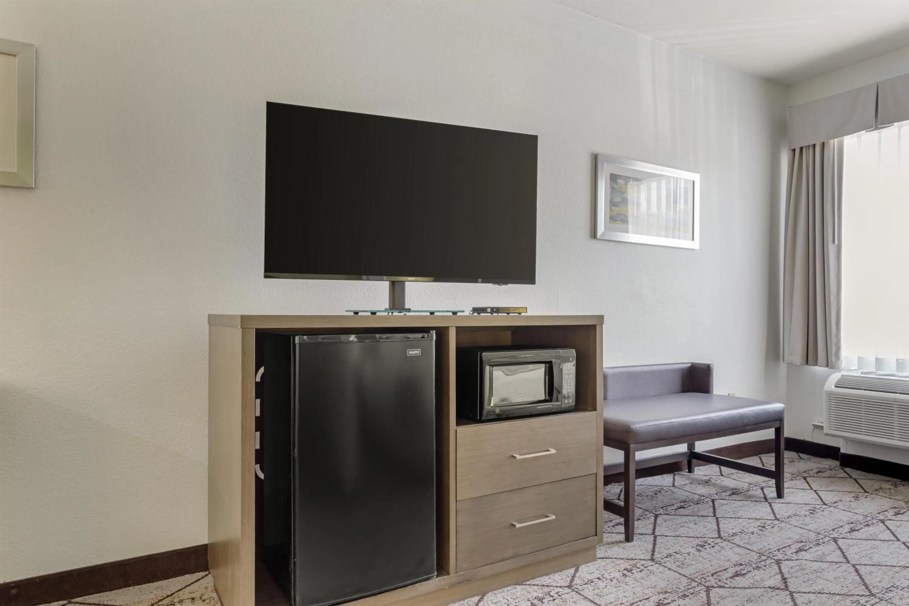 Bedroom, Bed in Best Western Plus North Houston Inn & Suites