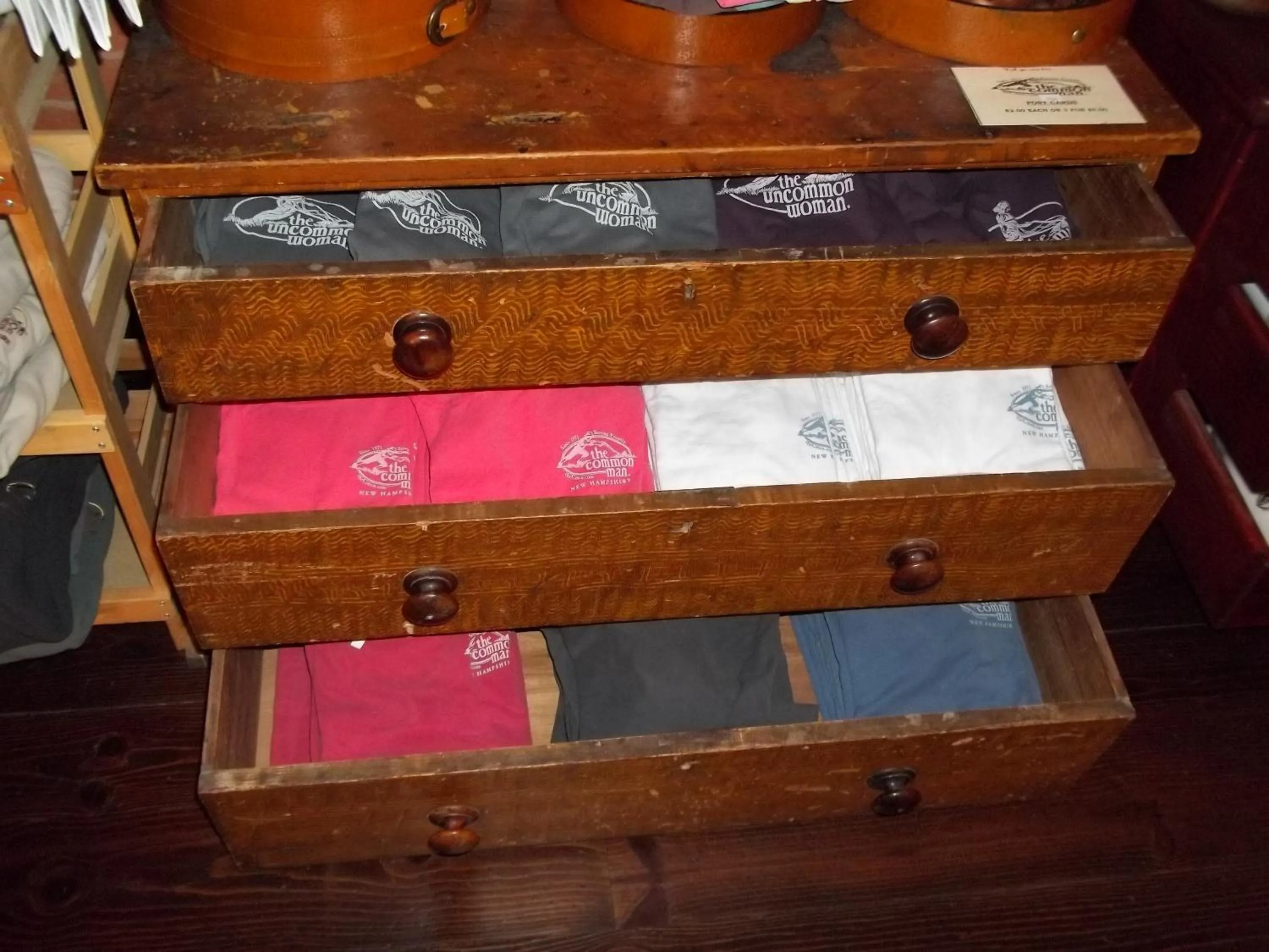 On-site shops in The Common Man Inn & Restaurant