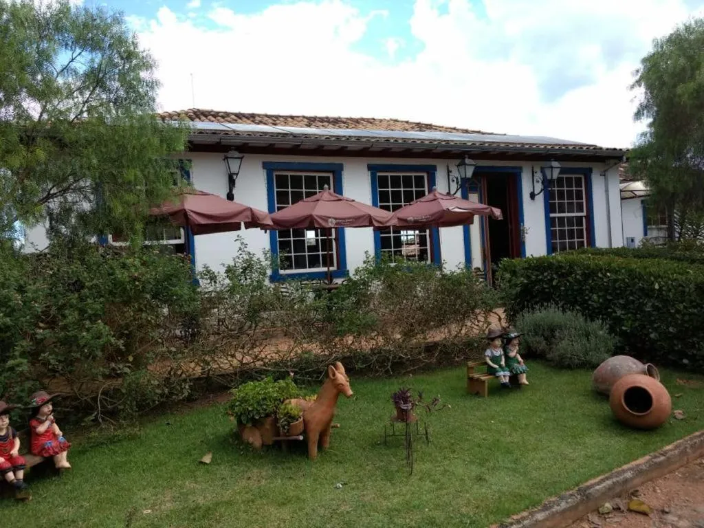 Facade/entrance in Pousada Araujo Bazilio