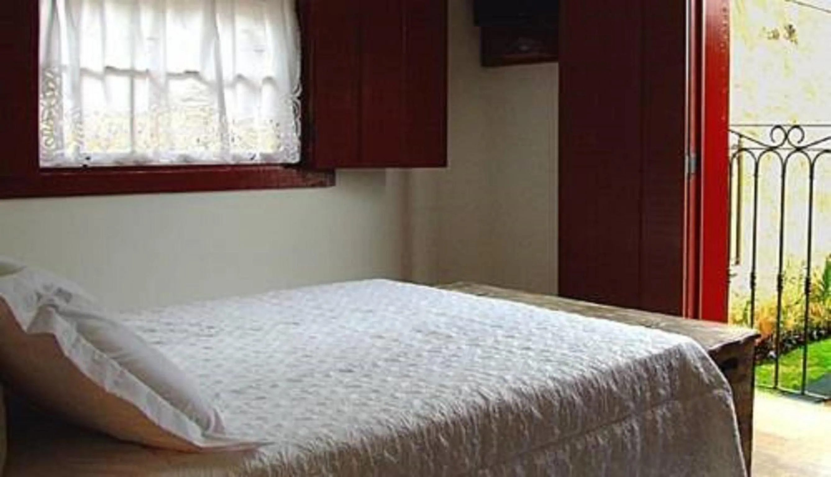 Bedroom, Bed in Pousada Araujo Bazilio