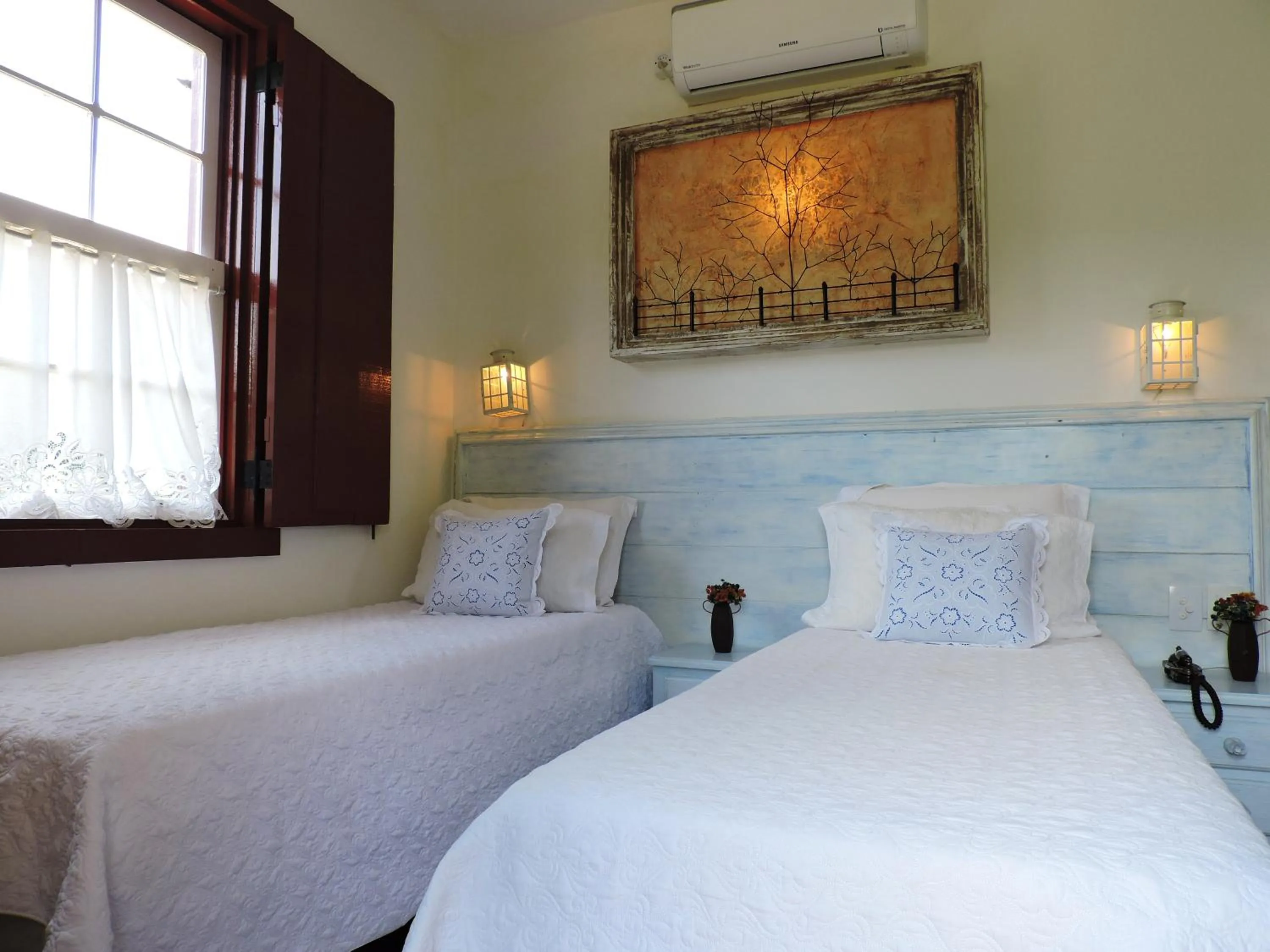 Bedroom, Bed in Pousada Araujo Bazilio