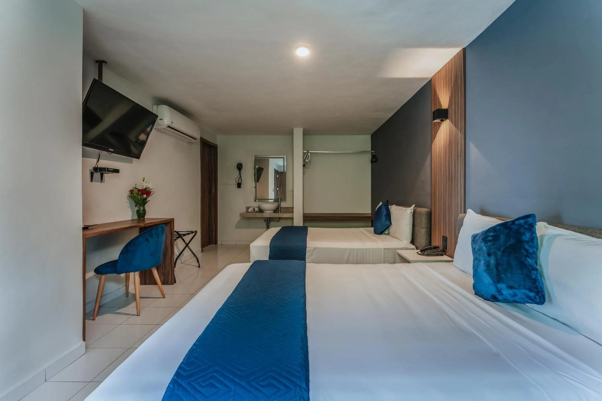 Bed in Hotel Casa Nova, Merida