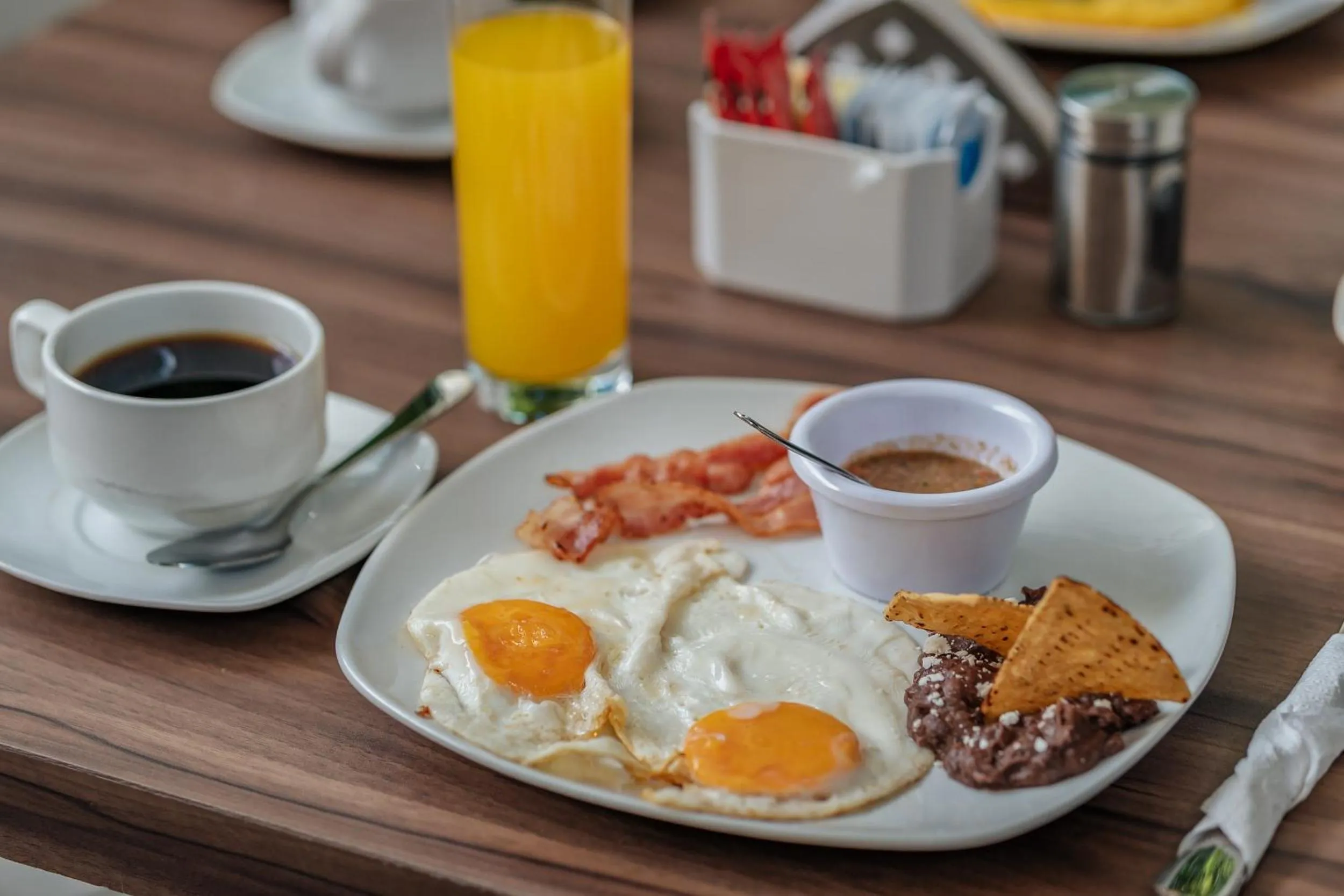 Restaurant/places to eat in Hotel Casa Nova, Merida