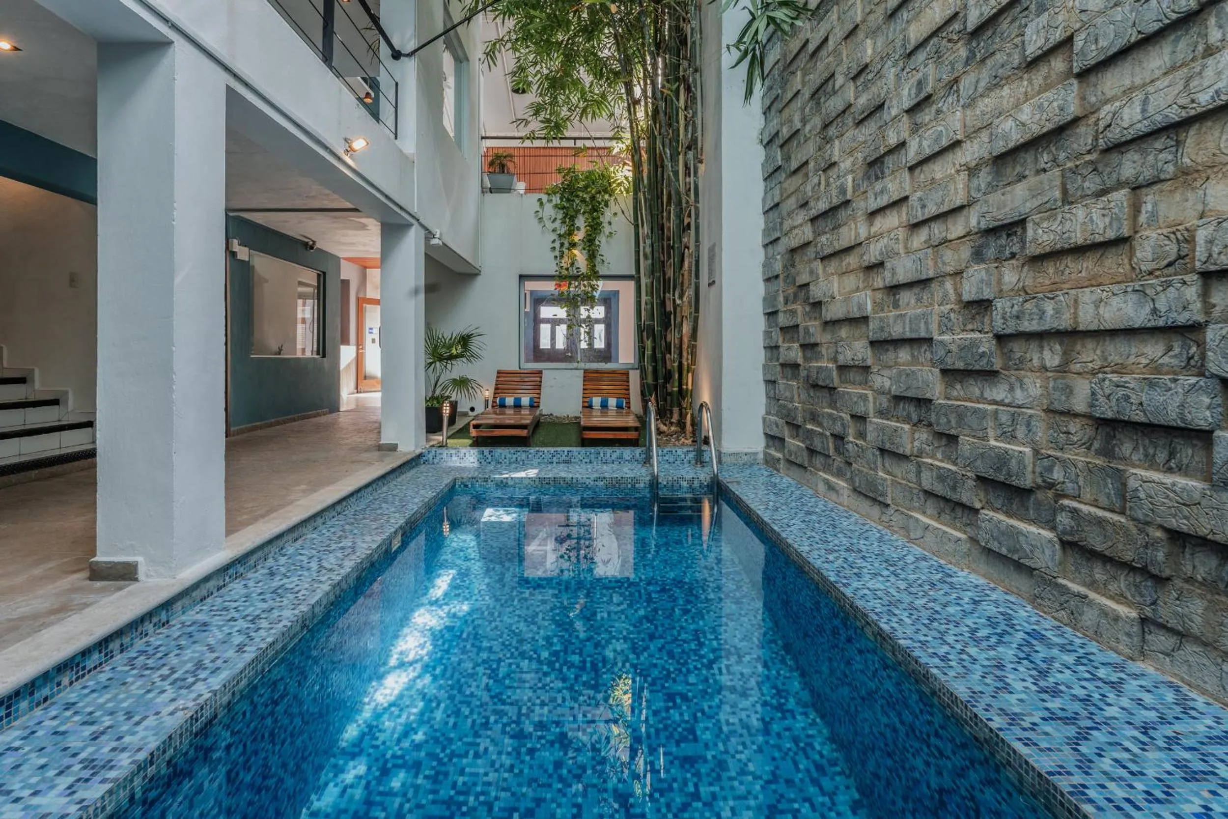 Pool view in Hotel Casa Nova, Merida