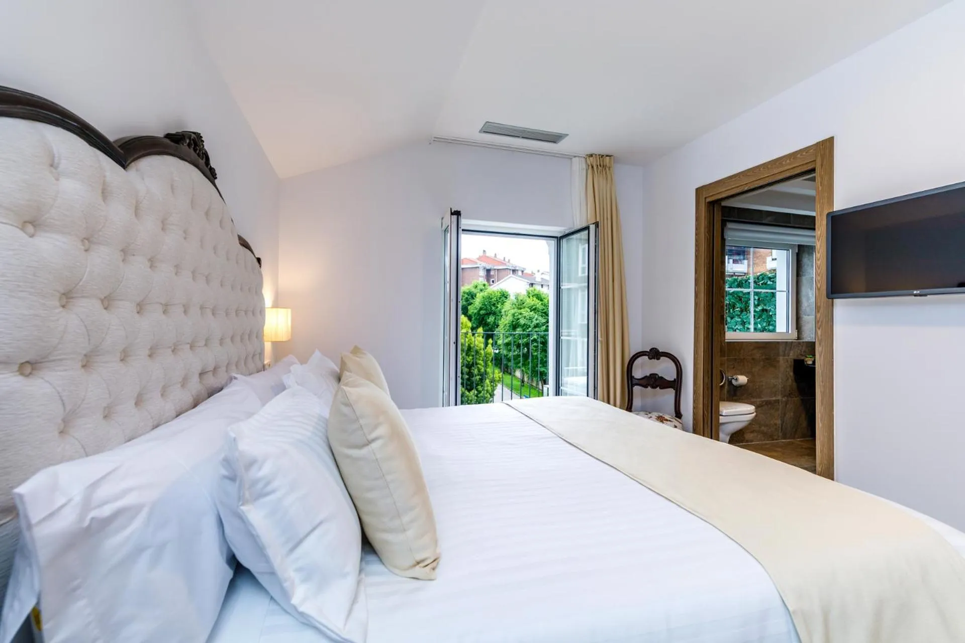 Bed in Suite Home Pinares