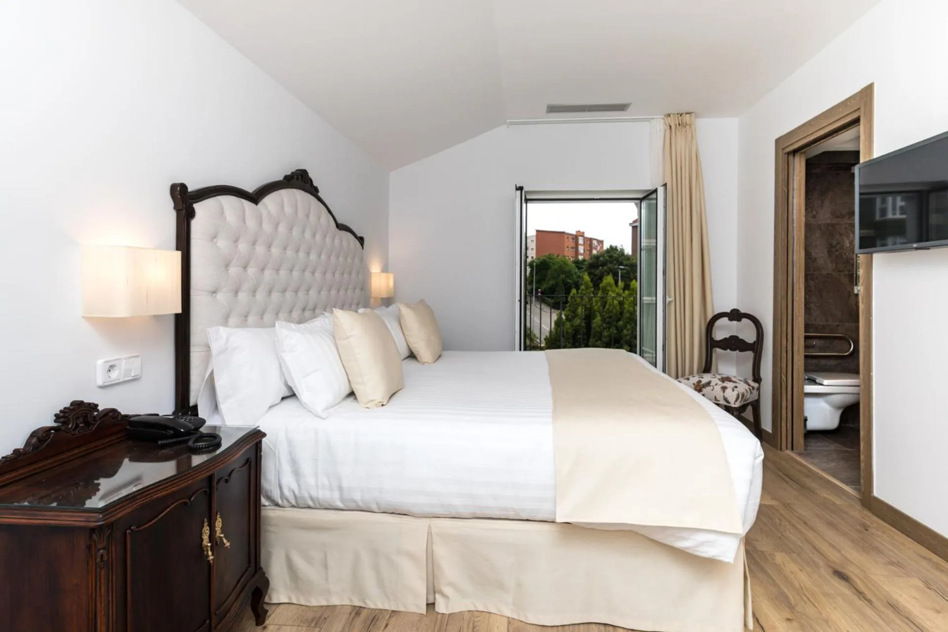 Bed in Suite Home Pinares