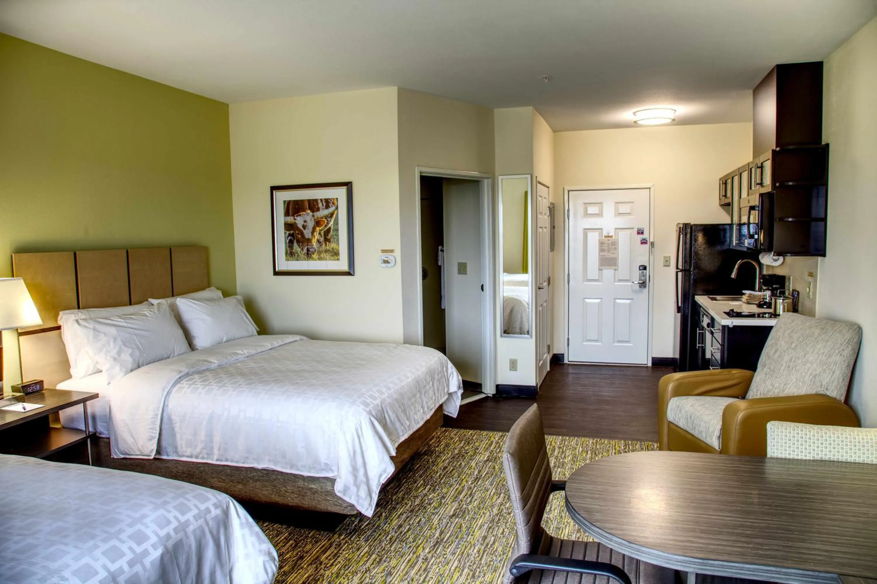 Photo of the whole room, Bed in Candlewood Suites - Austin North by IHG