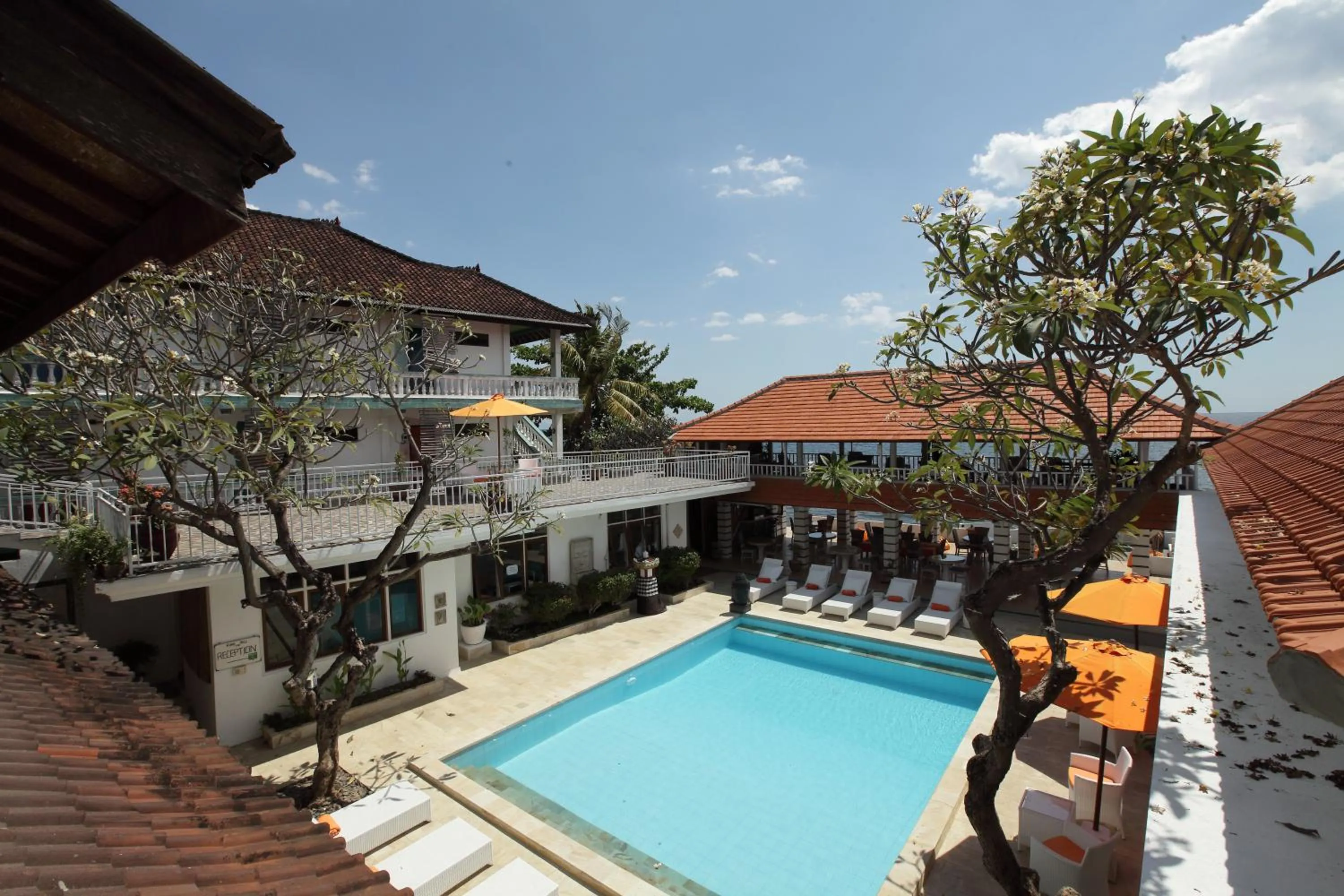 Pool view in Villa Agung Beach Inn