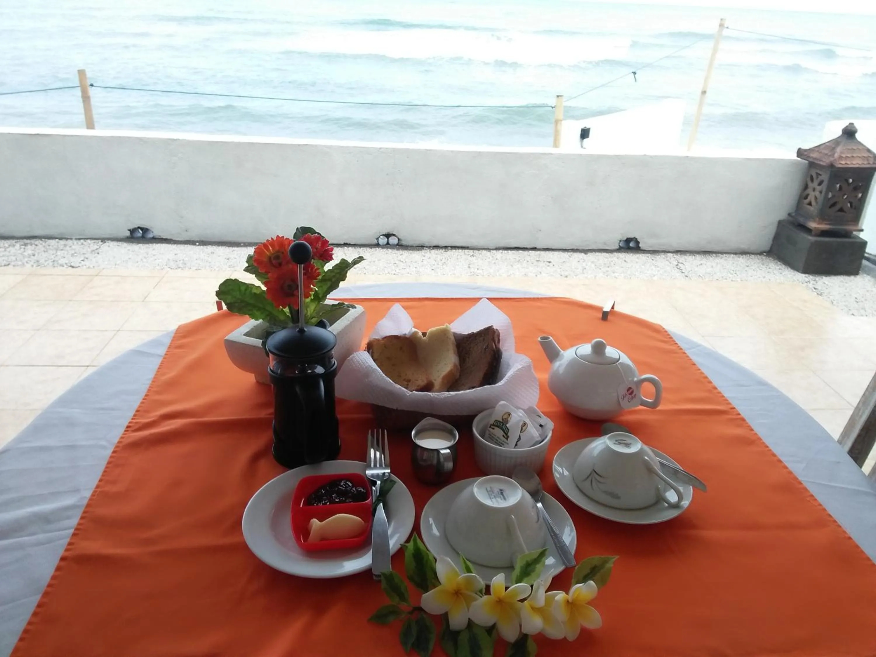 Breakfast in Villa Agung Beach Inn