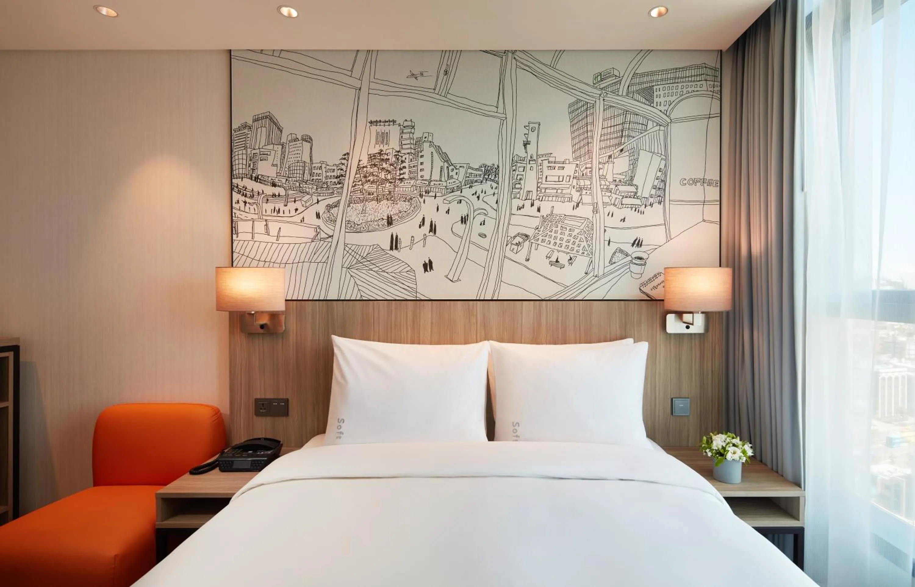 Photo of the whole room, Bed in Holiday Inn Express Seoul Hongdae by IHG