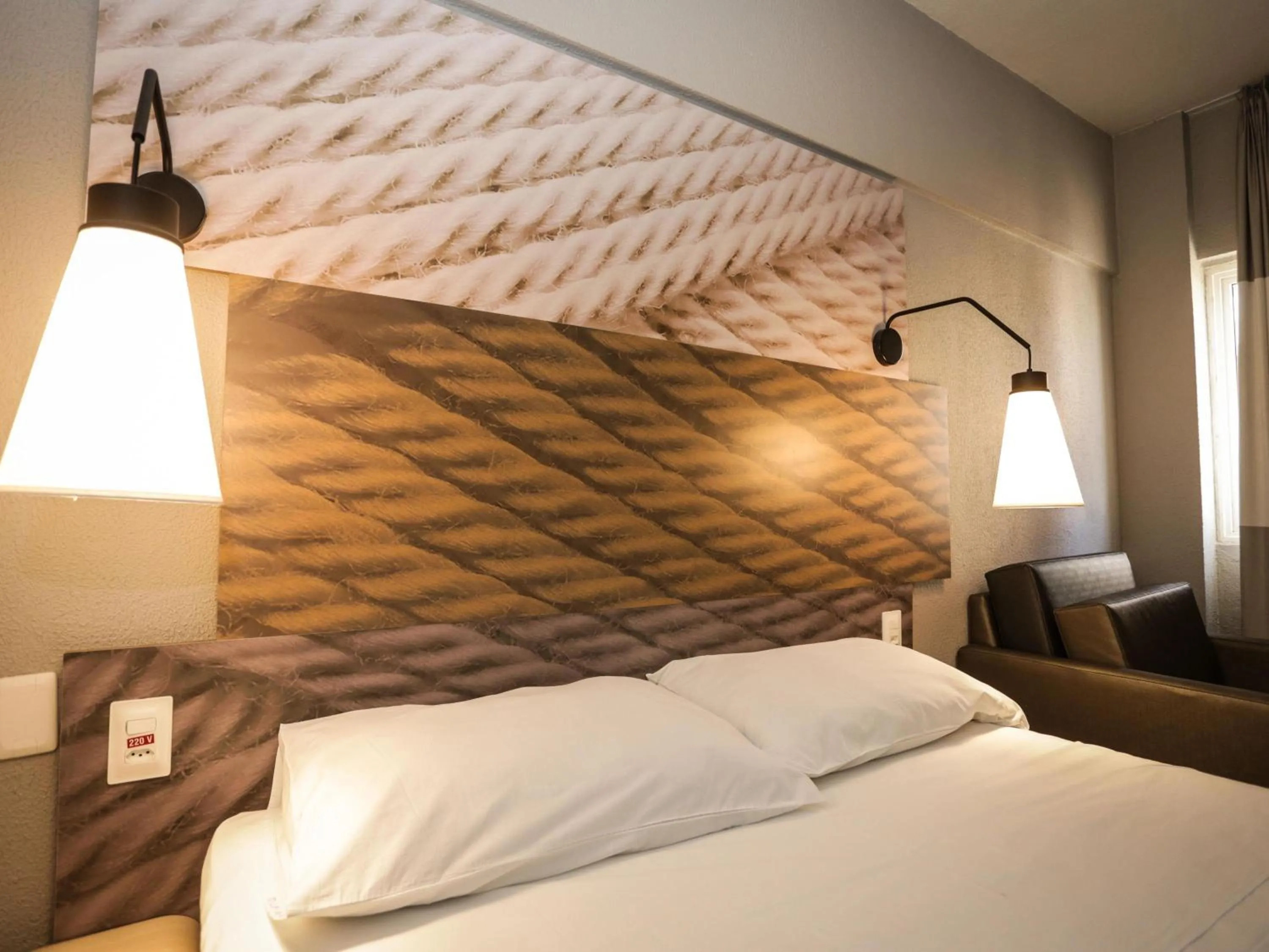 Bedroom, Bed in Ibis Teresina