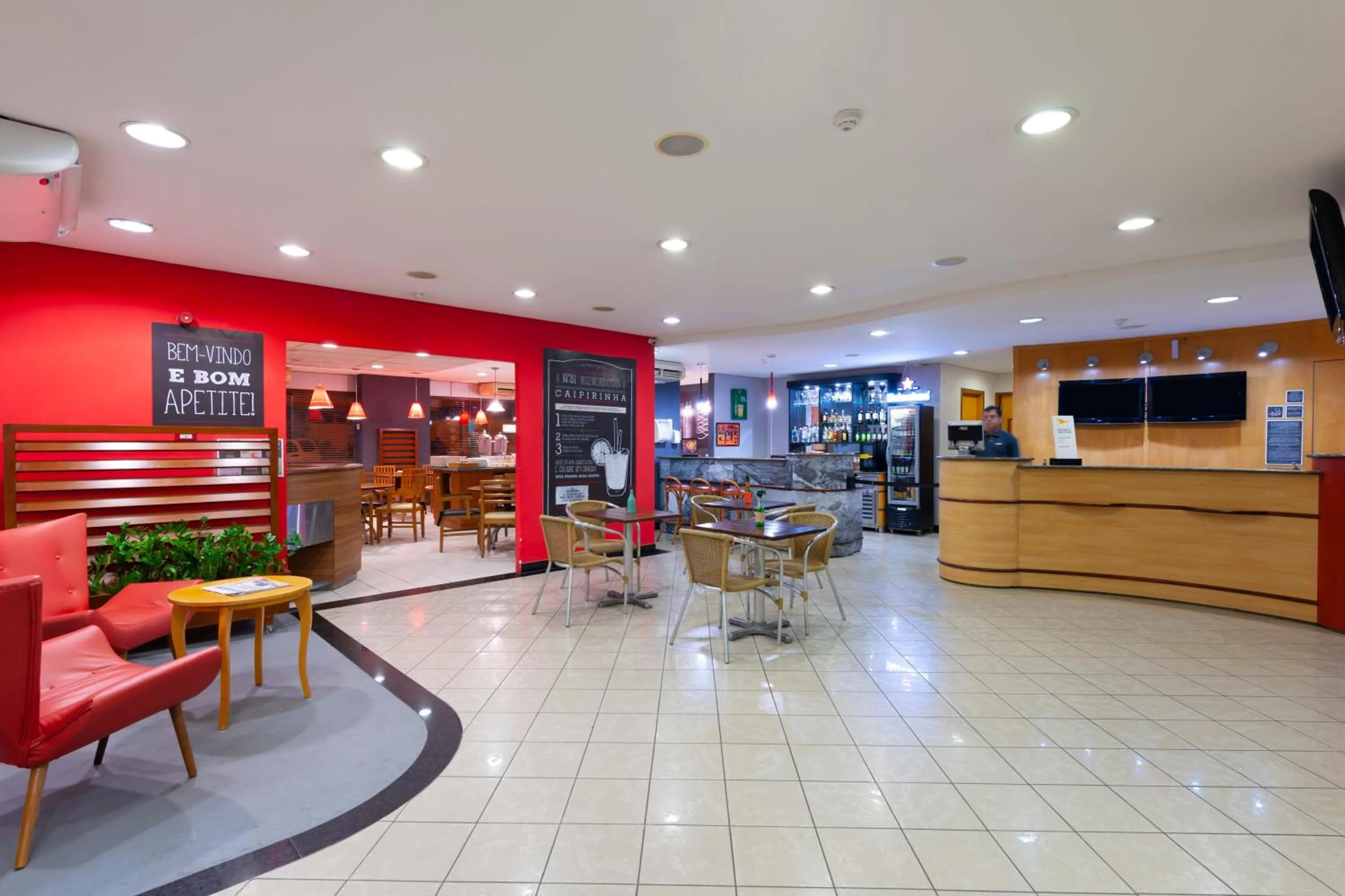 Communal lounge/ TV room in Ibis Teresina