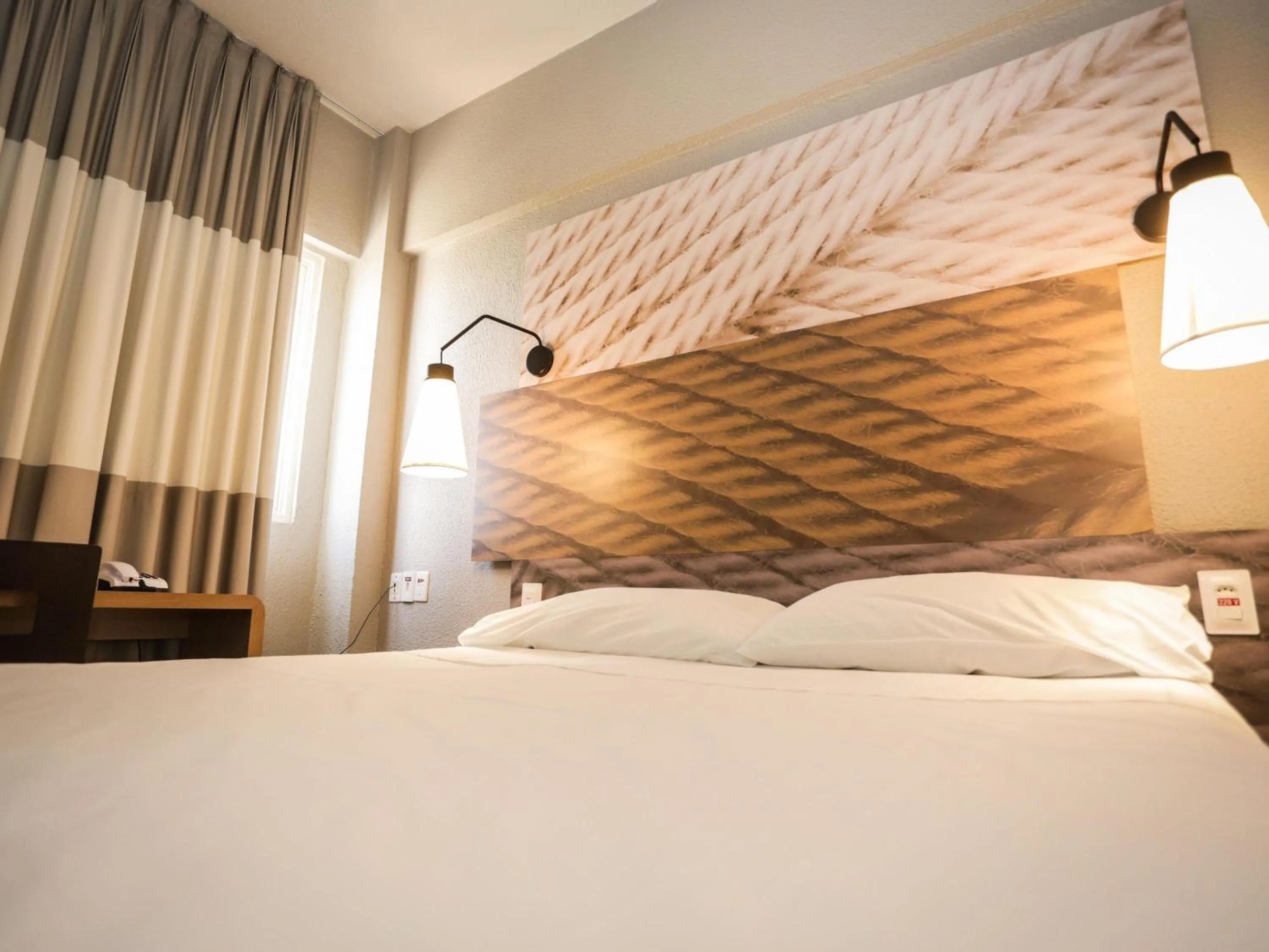 Bedroom, Bed in Ibis Teresina