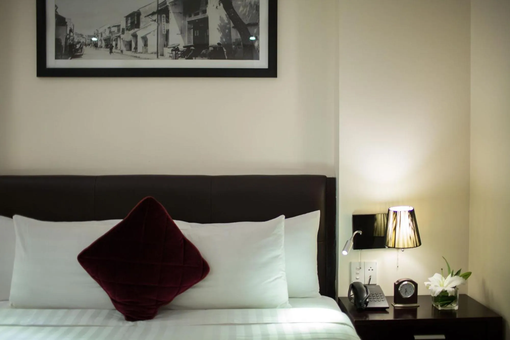 Bed in Hanoian Central Hotel & Spa